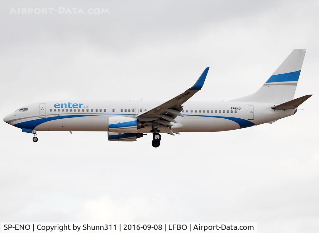 SP-ENO, 2000 Boeing 737-8AS C/N 29921, Landing rwy 32L