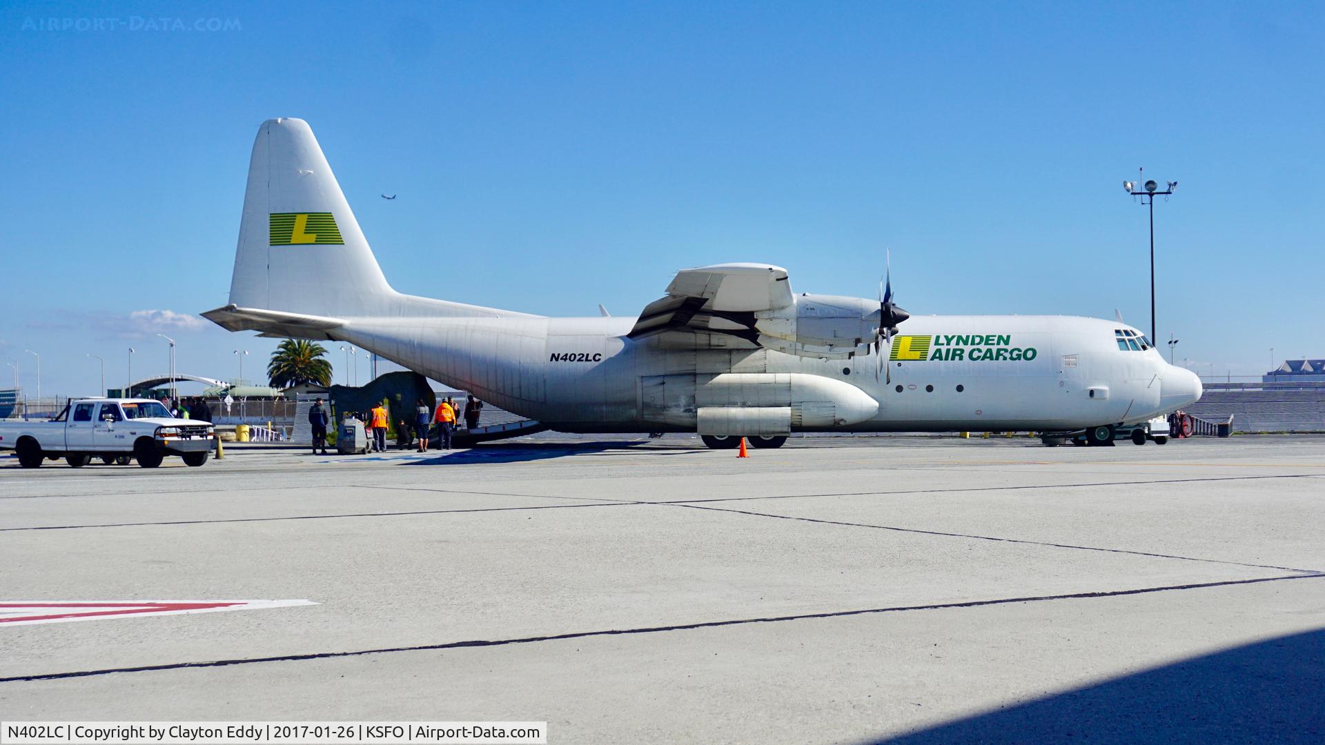 N402LC, 1976 Lockheed L-100-30 Hercules (L-382G) C/N 382-4698, Picking up an engine. SFO 2017