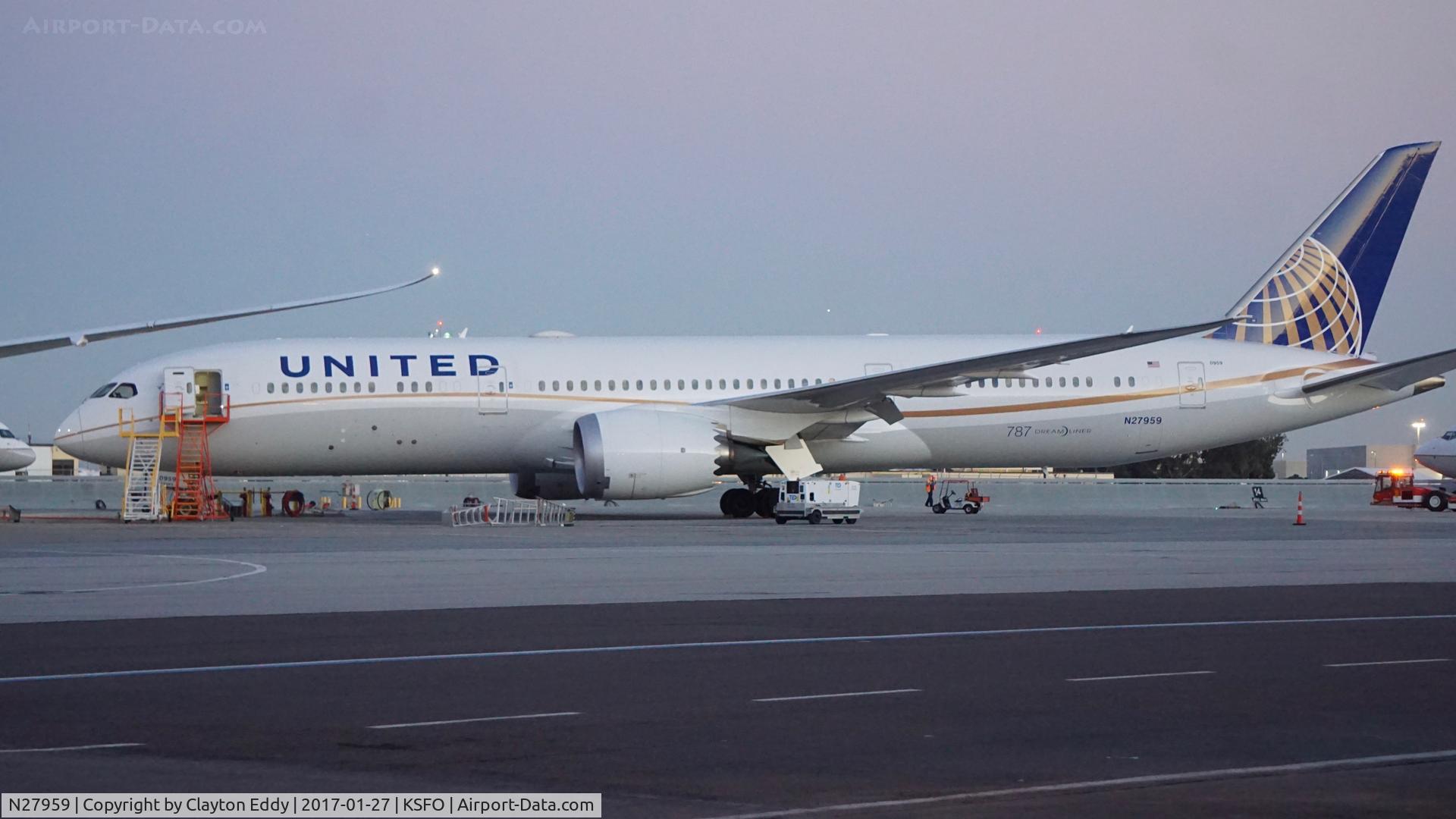 N27959, 2015 Boeing 787-9 Dreamliner C/N 36407, SFO 2017