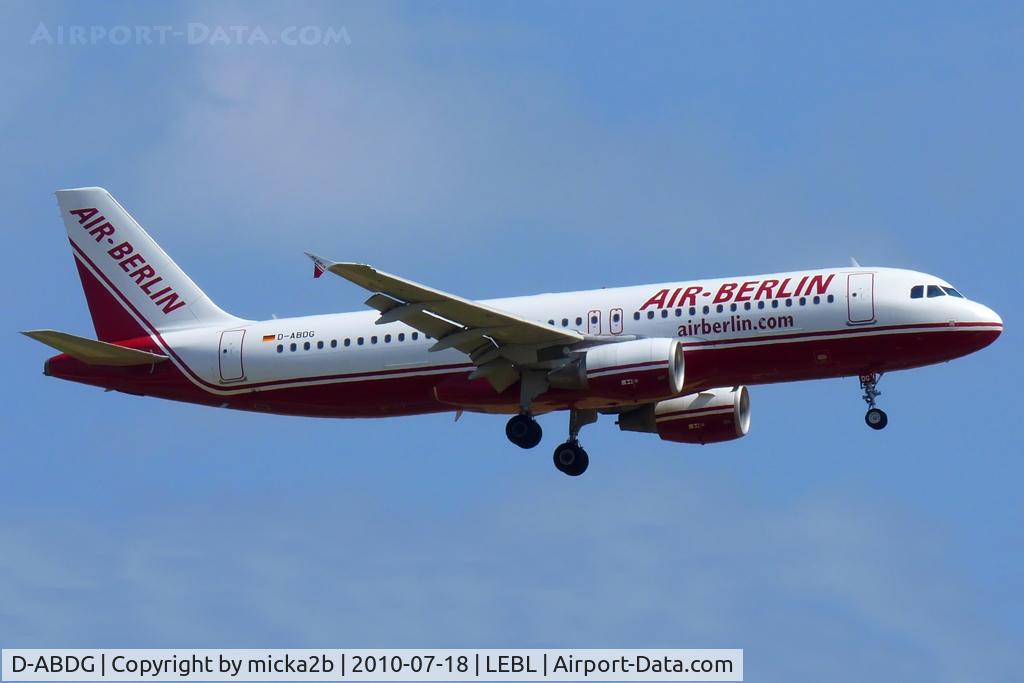 D-ABDG, 1999 Airbus A320-214 C/N 2835, Landing