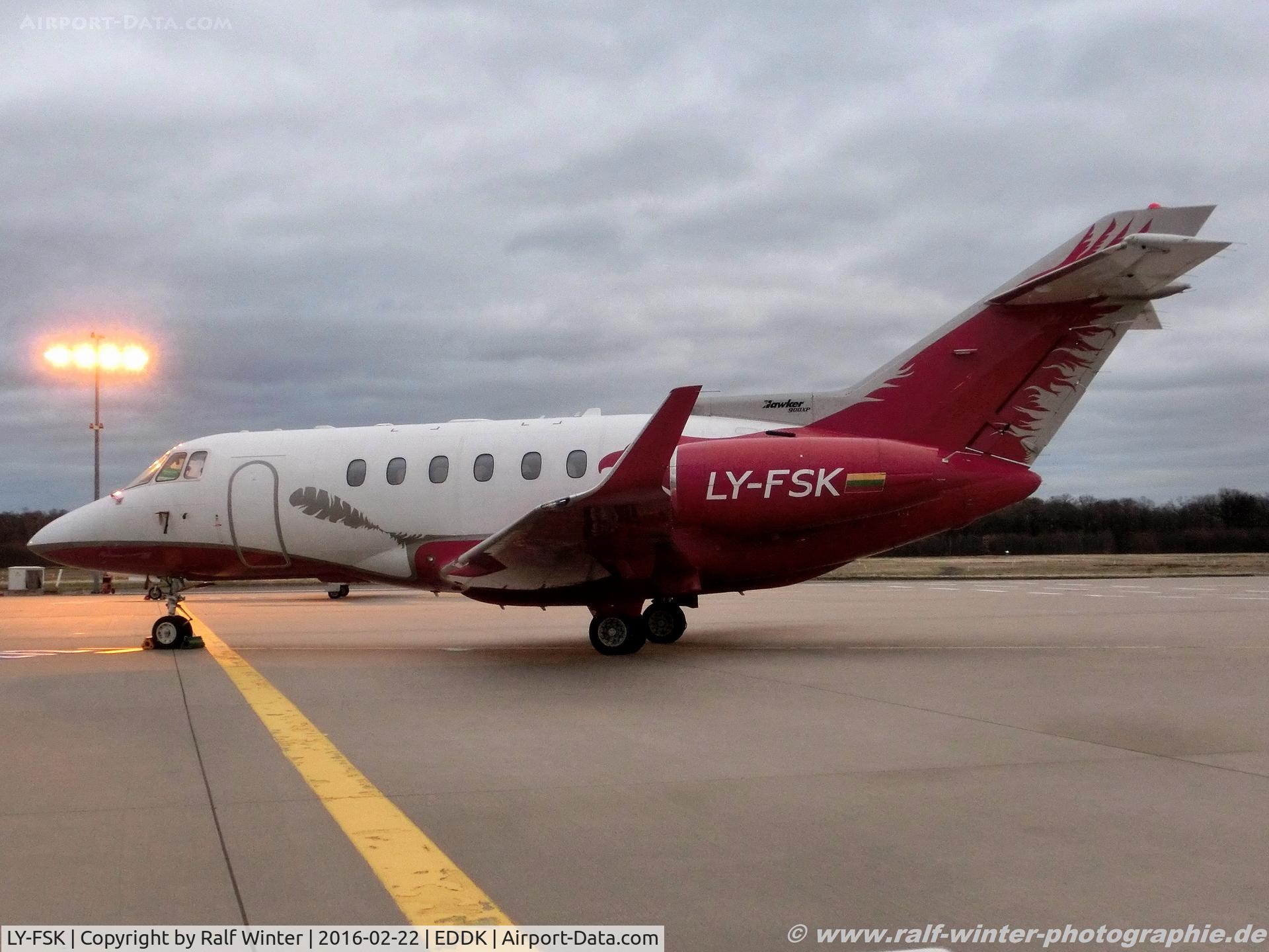 LY-FSK, 2008 Hawker Beechcraft 900XP C/N HA-0060, Hawker Beechcraft Hawker 900XP - Aurela - LY-FSK - 22.02.2016 - CGN