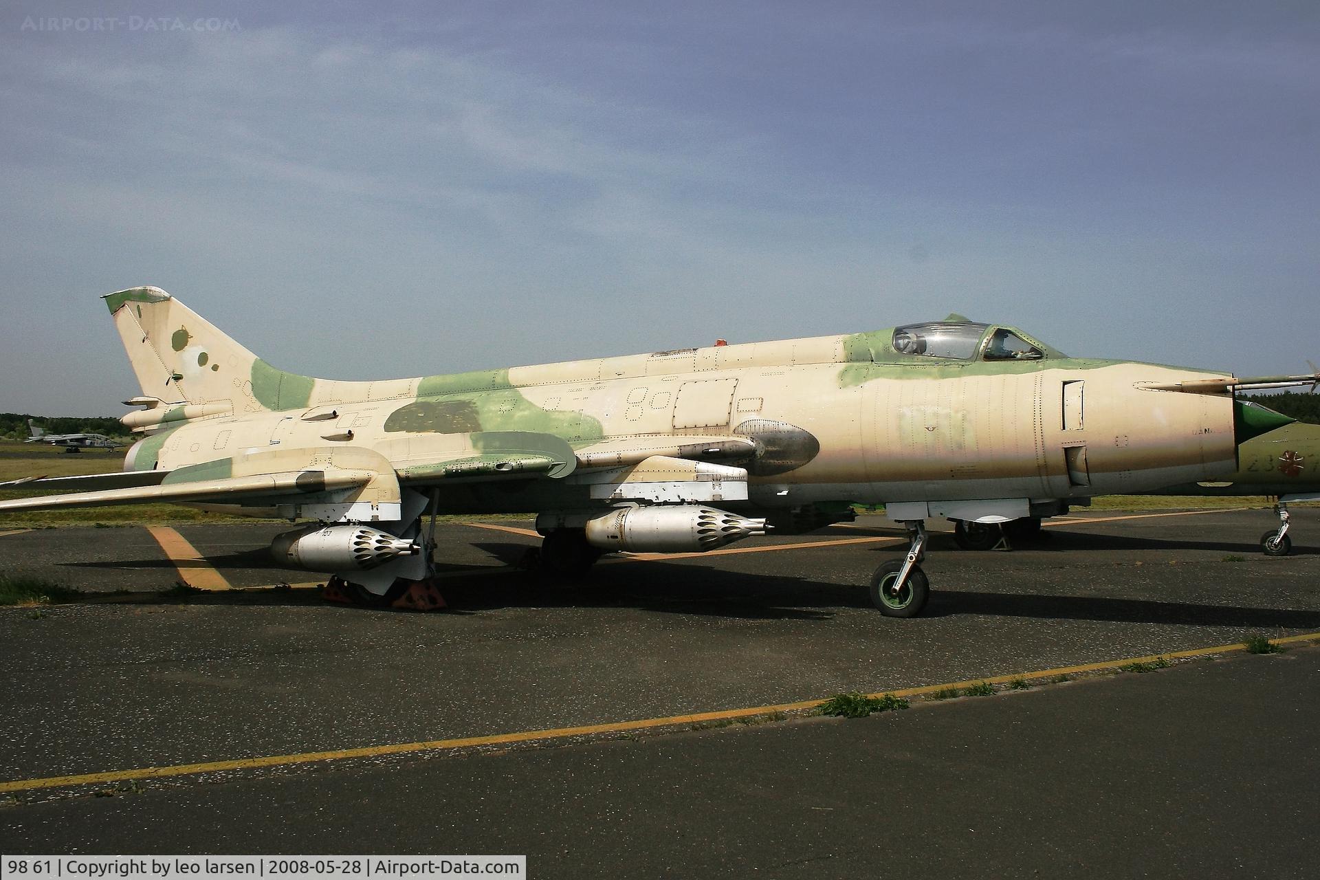 98 61, Sukhoi Su-20 C/N 72412, Berlin Gatow Museum 28.5.2008