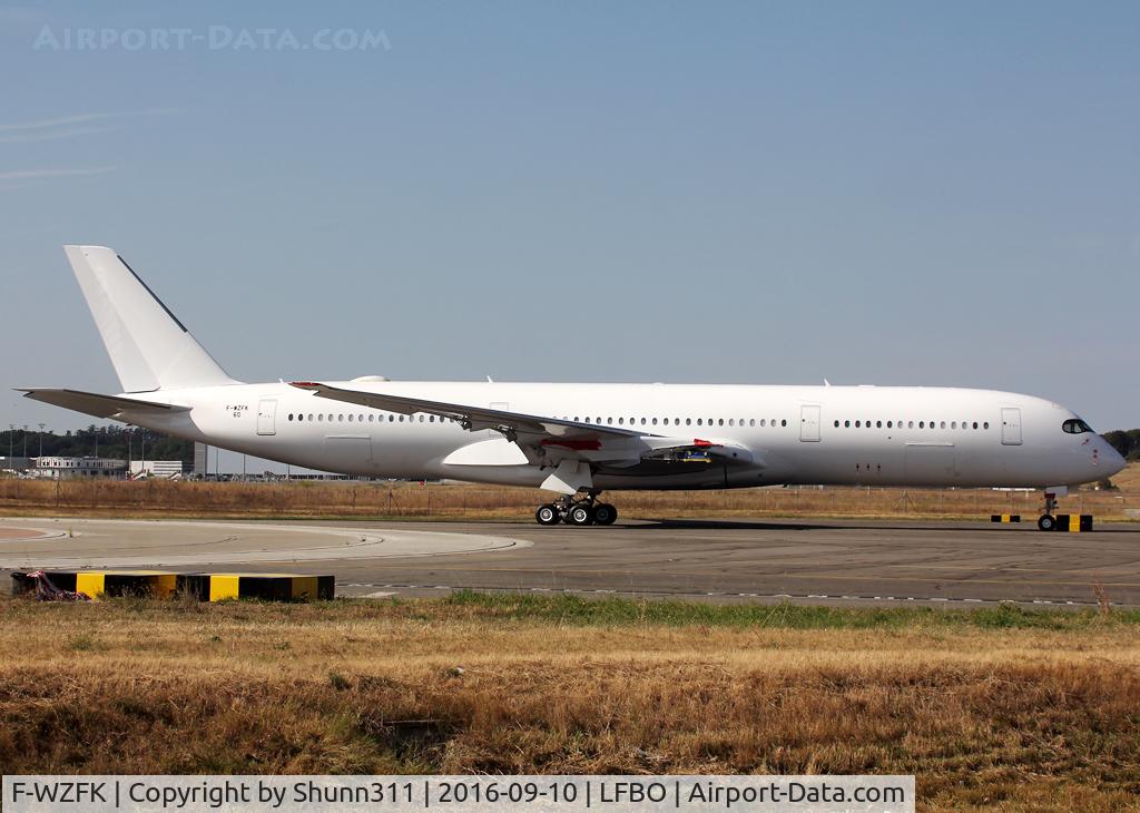 F-WZFK, 2016 Airbus A350-941 C/N 060, C/n 0060 - Intended for SriLankan Airlines as 4R-XWC but ntu... Planned for Sichuan Airlines...