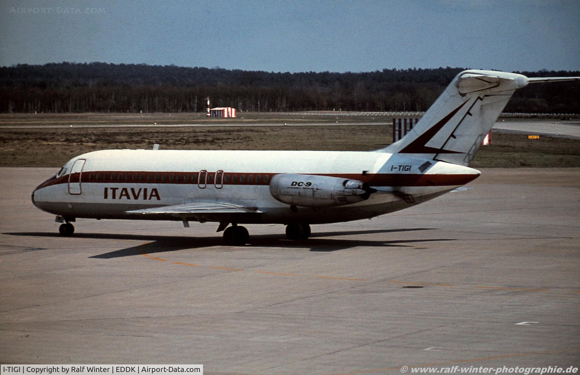 I-TIGI, 1966 Douglas DC-9-15 C/N 45724, Douglas DC-9-15 - Itavia - I-TIGI - 1980 - CGN
