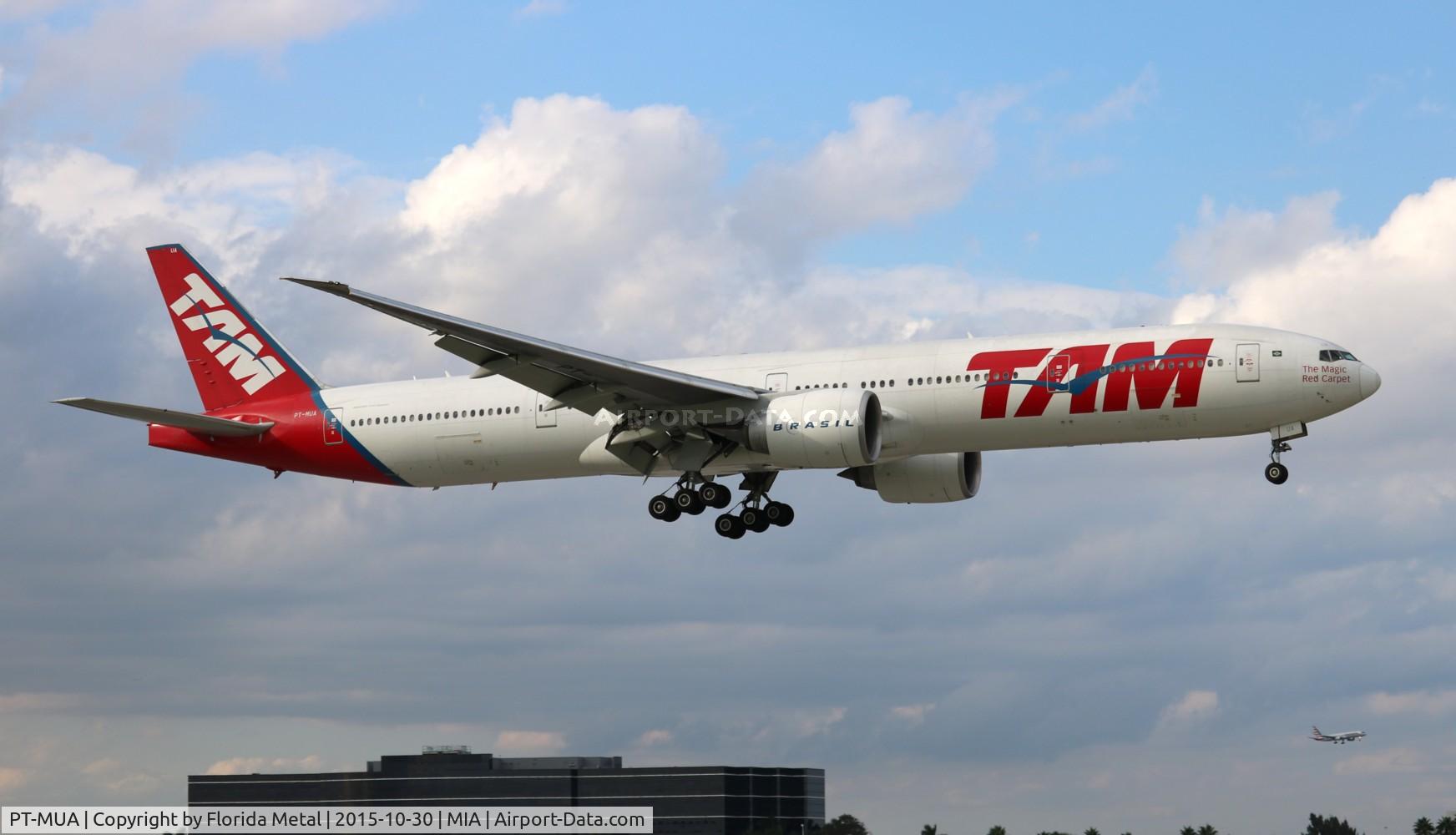 PT-MUA, 2008 Boeing 777-32W/ER C/N 37664, TAM 777-300