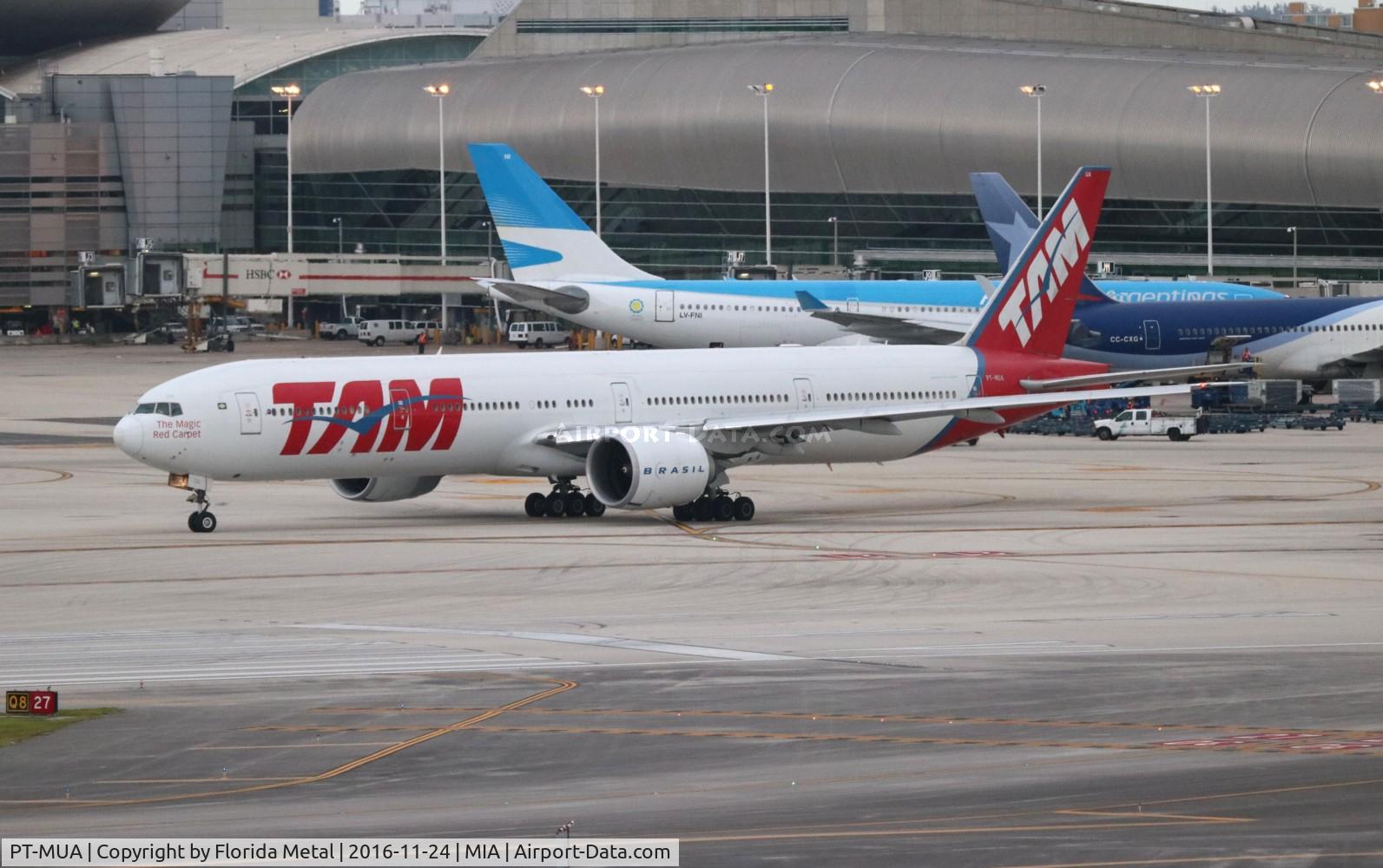 PT-MUA, 2008 Boeing 777-32W/ER C/N 37664, TAM 777-300
