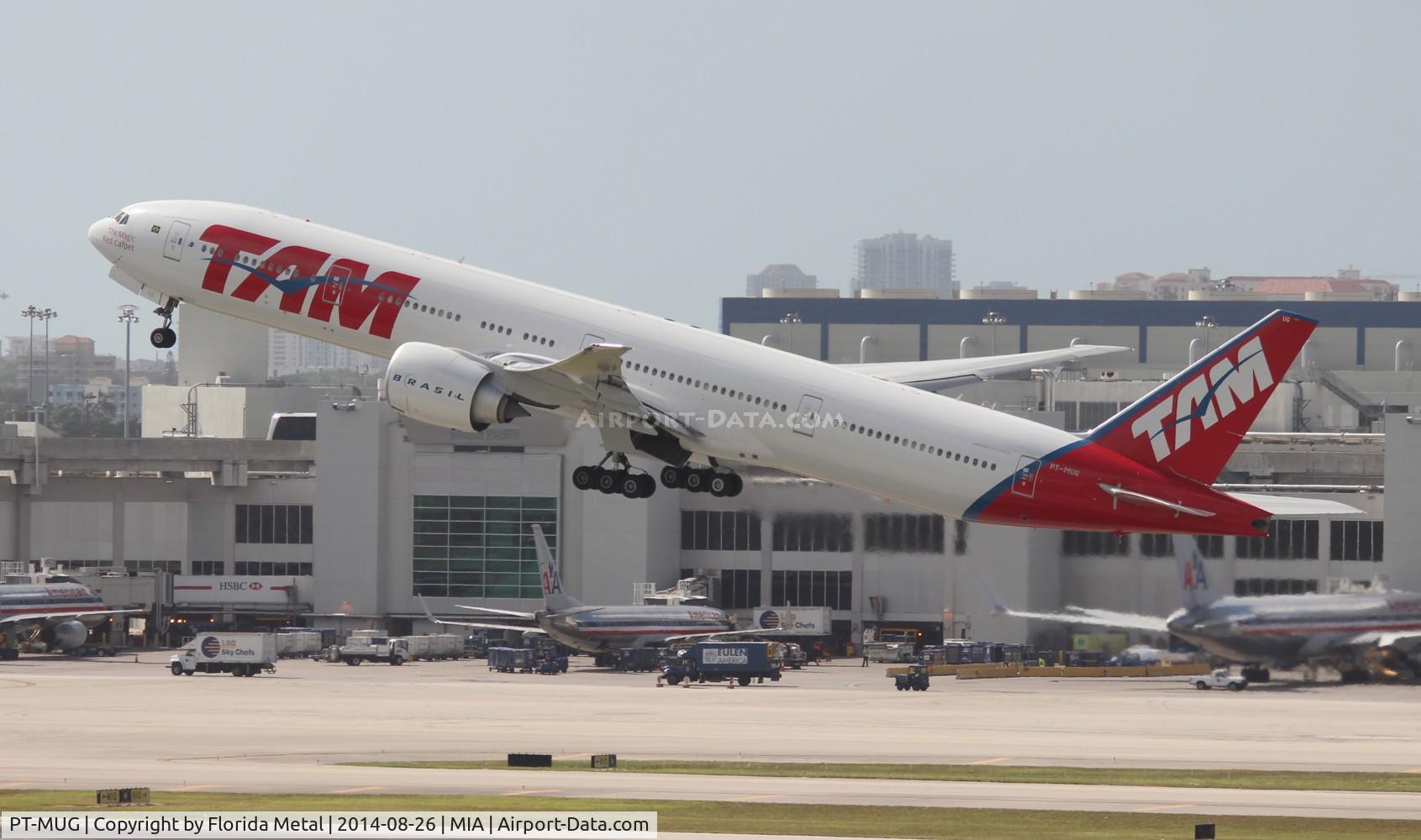 PT-MUG, 2012 Boeing 777-32W/ER C/N 38888, TAM 777-300