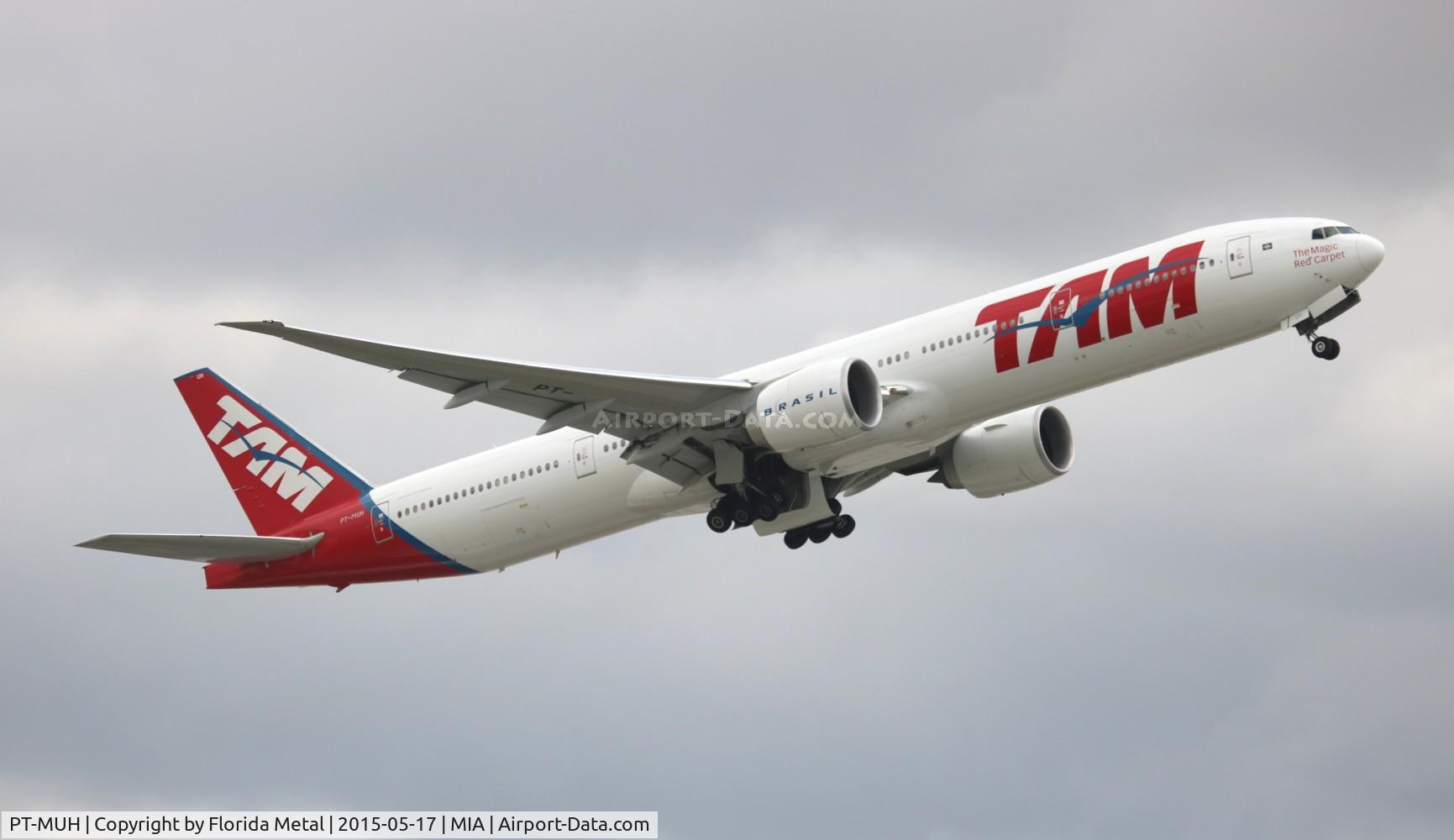 PT-MUH, 2012 Boeing 777-32W/ER C/N 38889, TAM 777-300