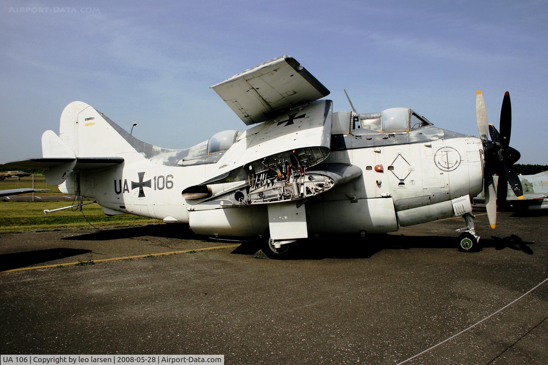 UA 106, Fairey Gannet AS.4 C/N F9391, Berlin Gatow Museum 28.5.2008