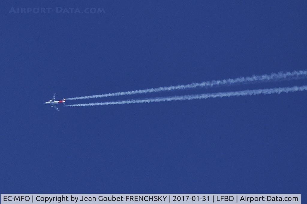 EC-MFO, 1999 Airbus A319-111 C/N 938, IBE3130 Madrid / Francfort level 380 (shooting in my garden)