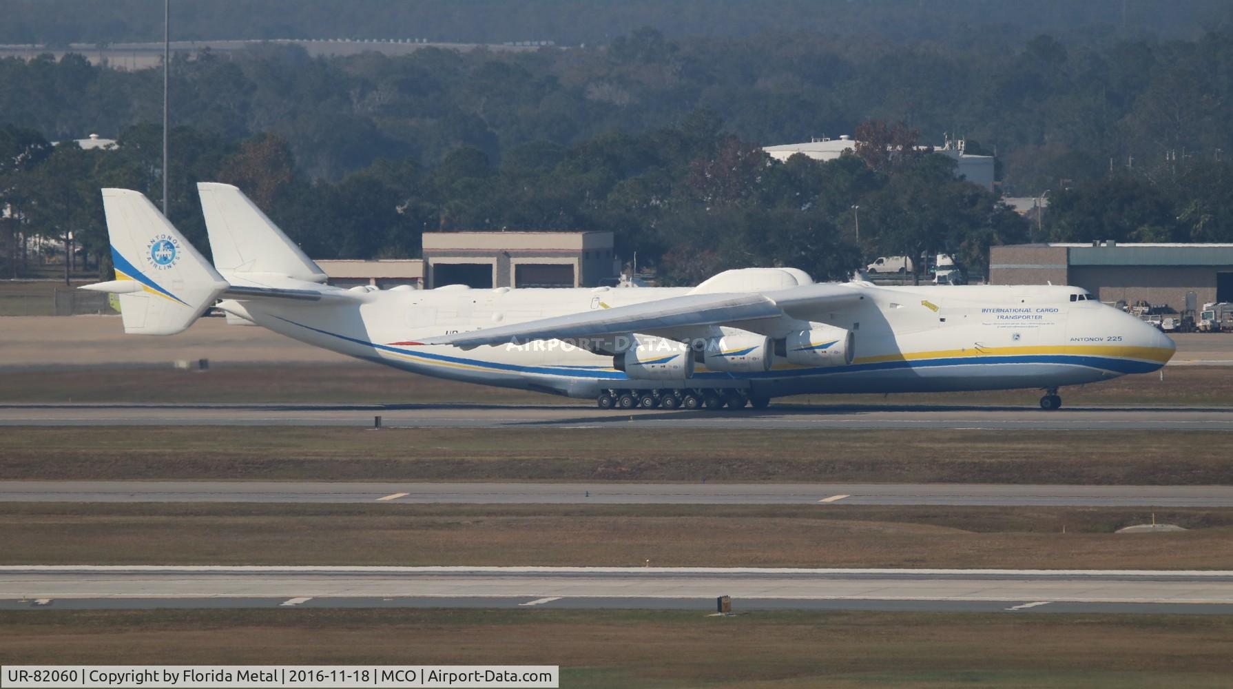 UR-82060, 1988 Antonov An-225 Mriya C/N 19530503763, Antonov 225