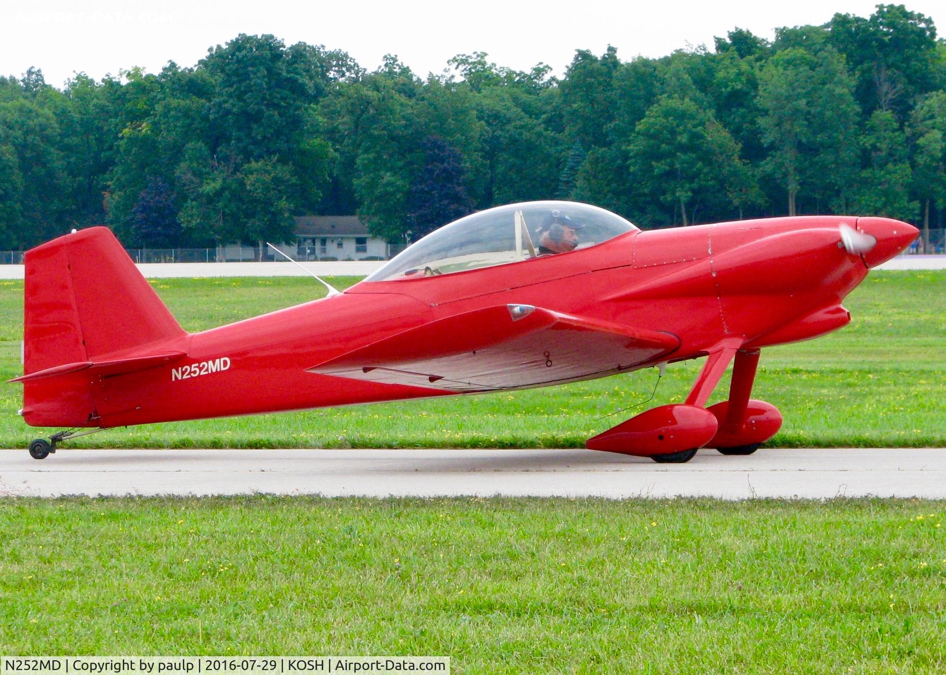 N252MD, 1993 Vans RV-4 C/N 4001, At Oshkosh.