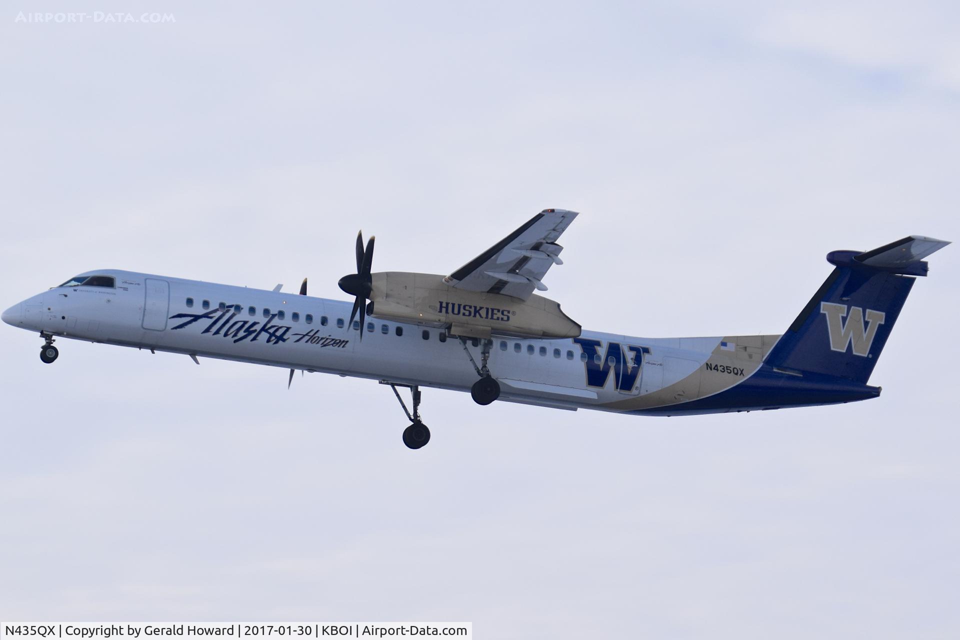 N435QX, 2008 Bombardier DHC-8-402 Dash 8 C/N 4232, Departing RWY 10L.
