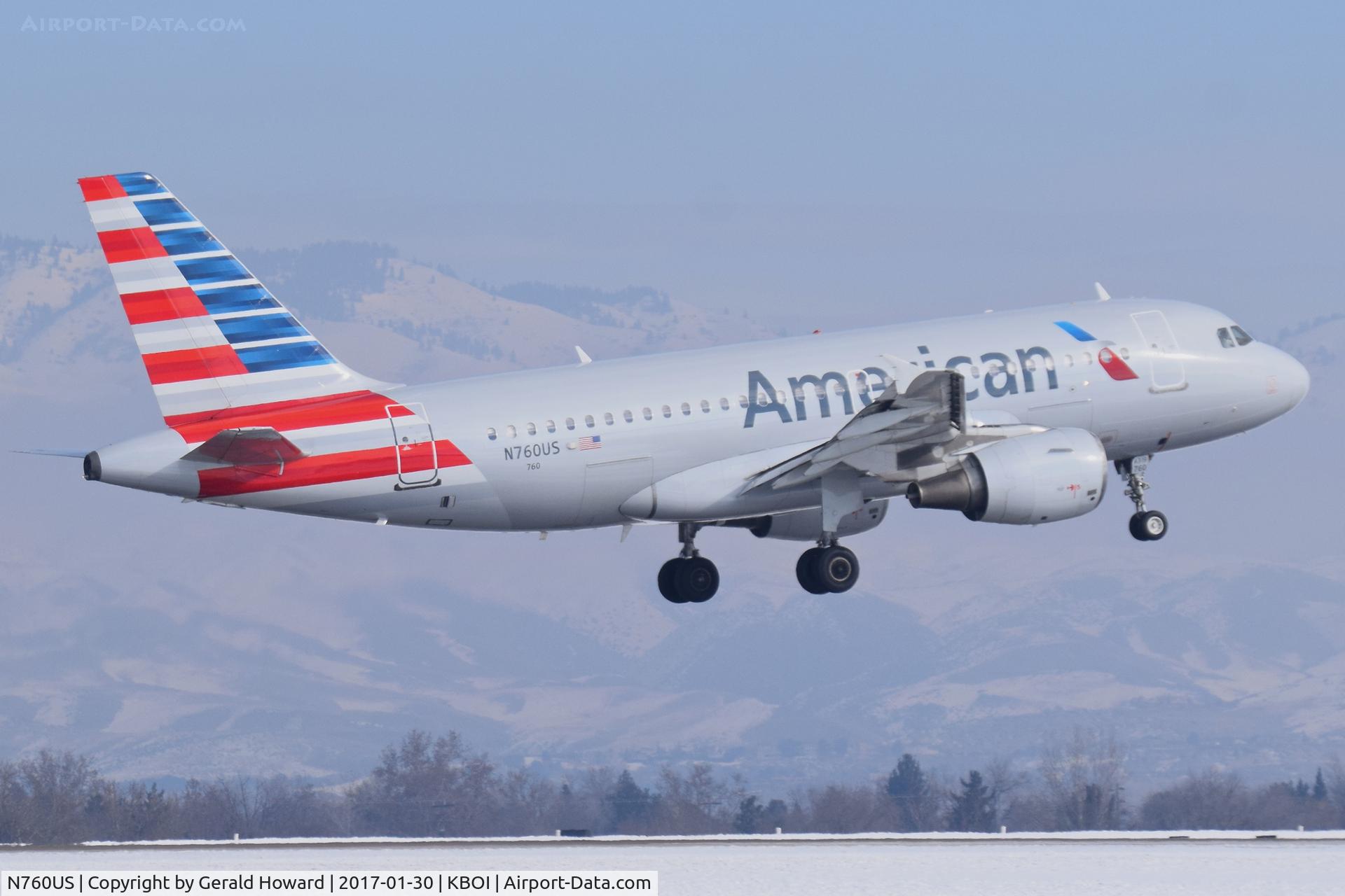 N760US, 2000 Airbus A319-112 C/N 1354, Landing RWY 10R.