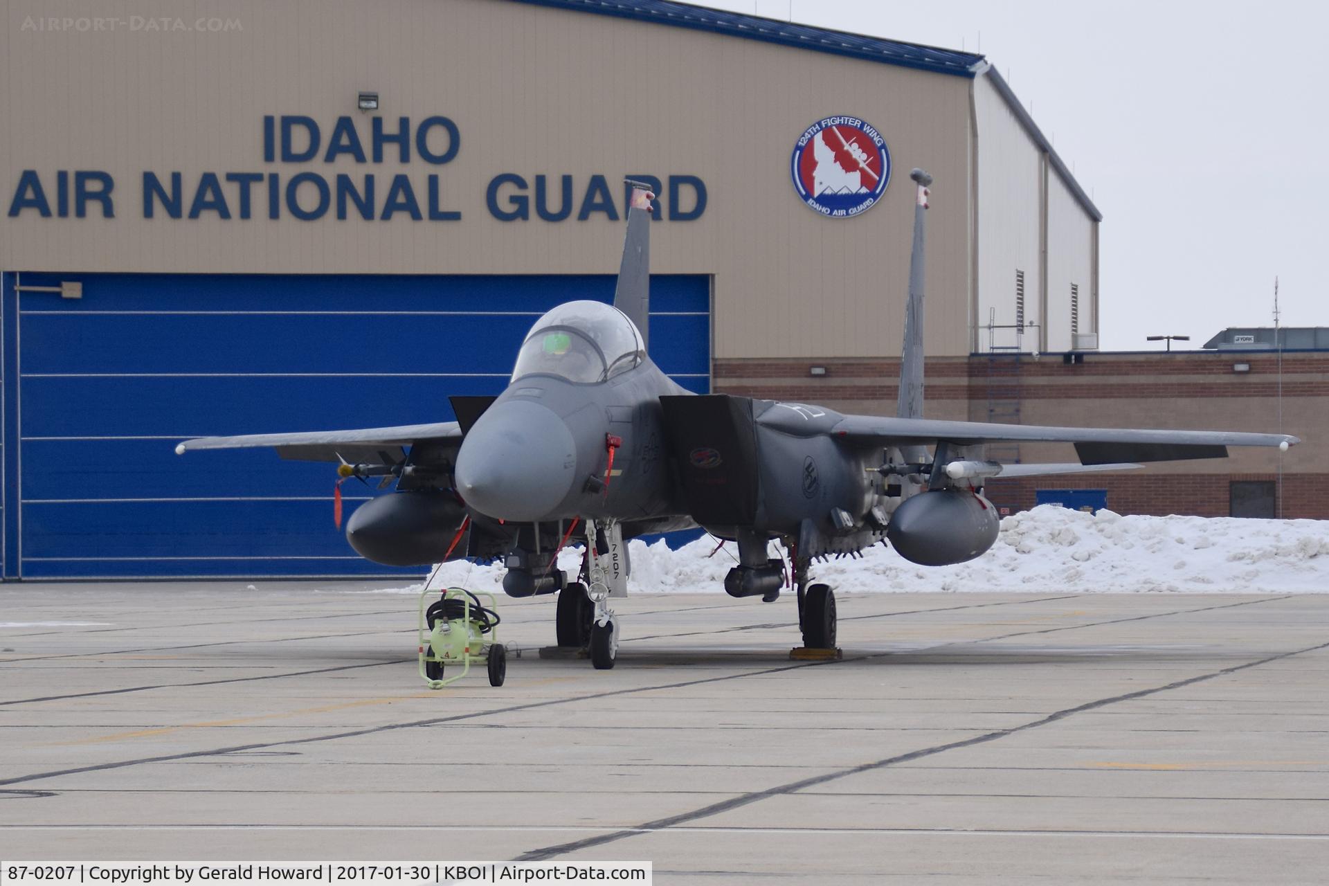 87-0207, 1987 McDonnell Douglas F-15E Strike Eagle C/N 1072/E047, Parked on Idaho ANG ramp. 389th Fighter Sq. 