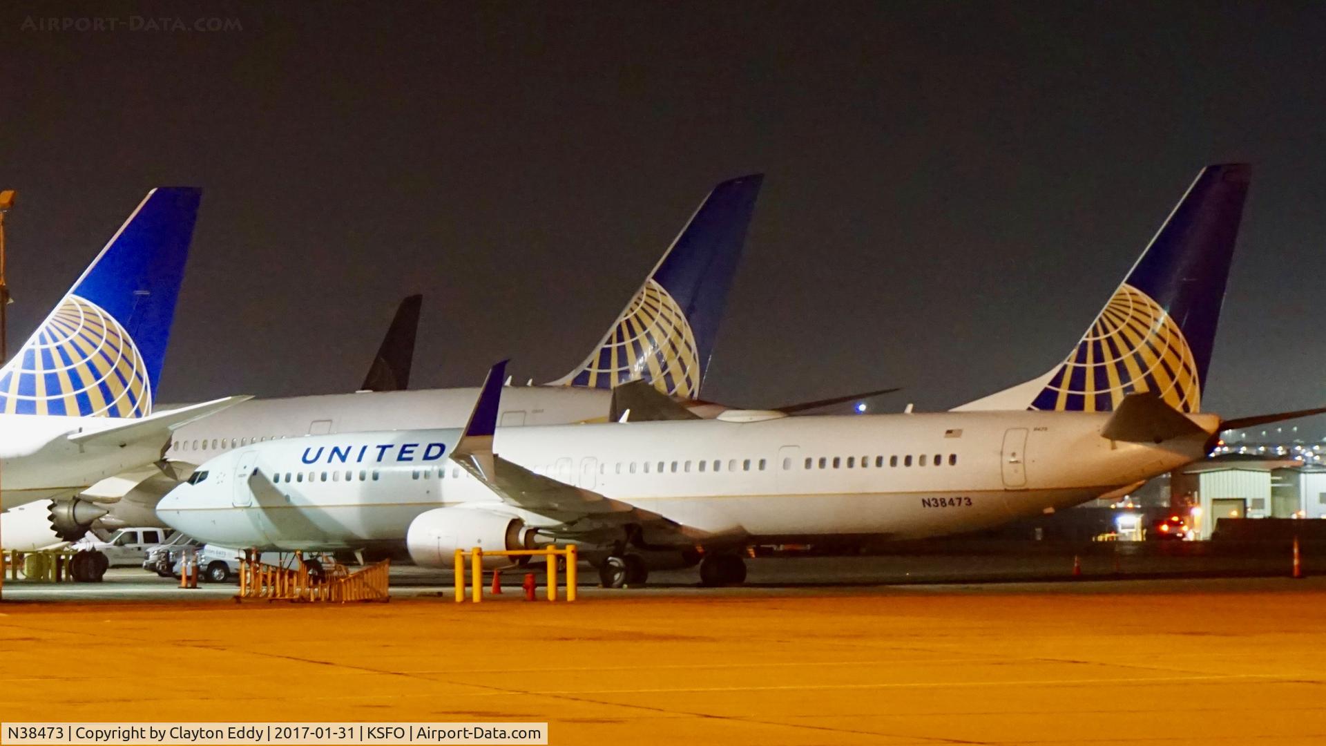 N38473, 2013 Boeing 737-924/ER C/N 38702, SFO 2017