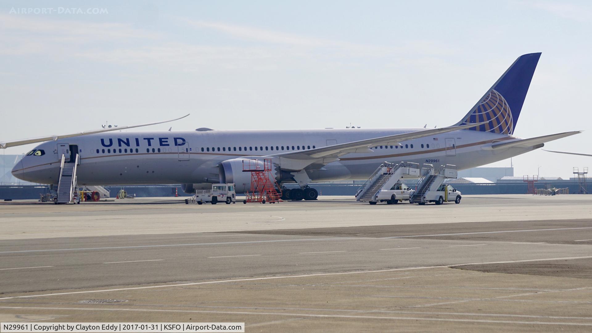 N29961, 2015 Boeing 787-9 Dreamliner Dreamliner C/N 37811, SFO 2017