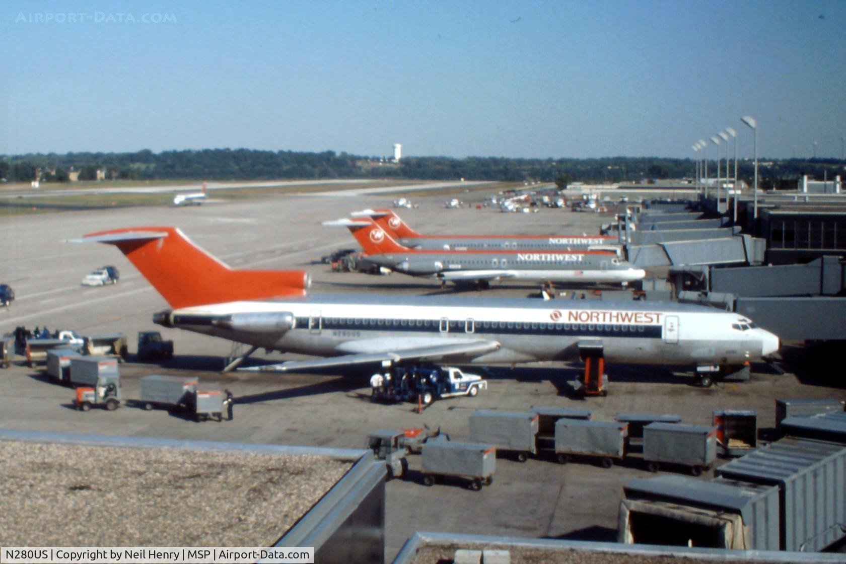 N280US, 1975 Boeing 727-251 C/N 21159, Scanned from original slide taken at MSP - early Sept 1990