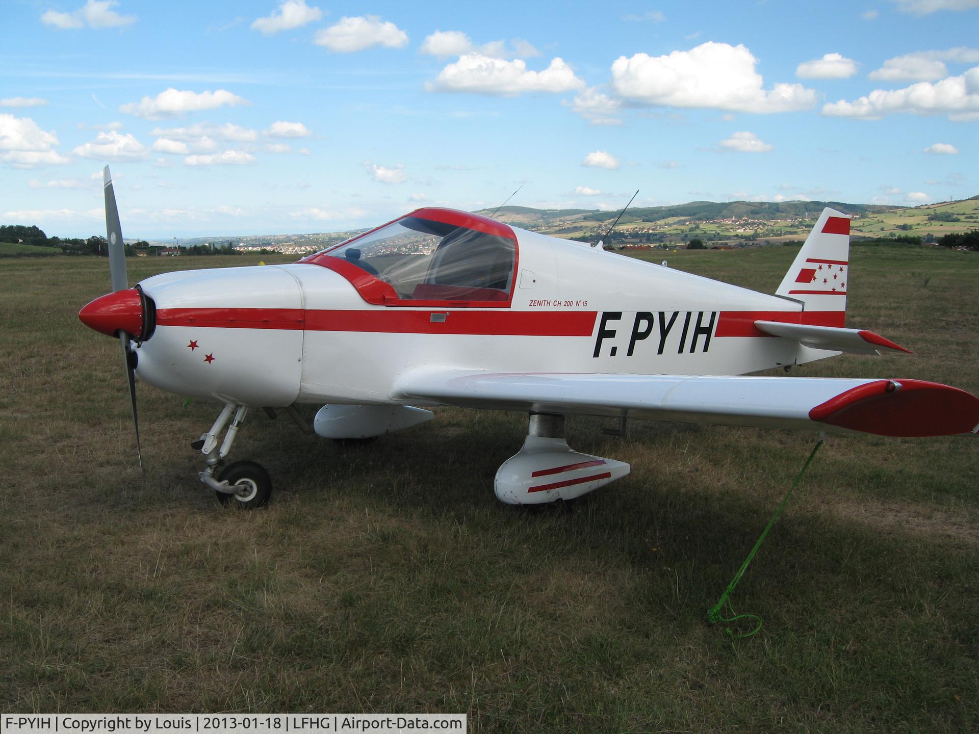 F-PYIH, 1980 Heintz Zenith CH-200 125 C/N 15, Zenith F-PYIH current color
