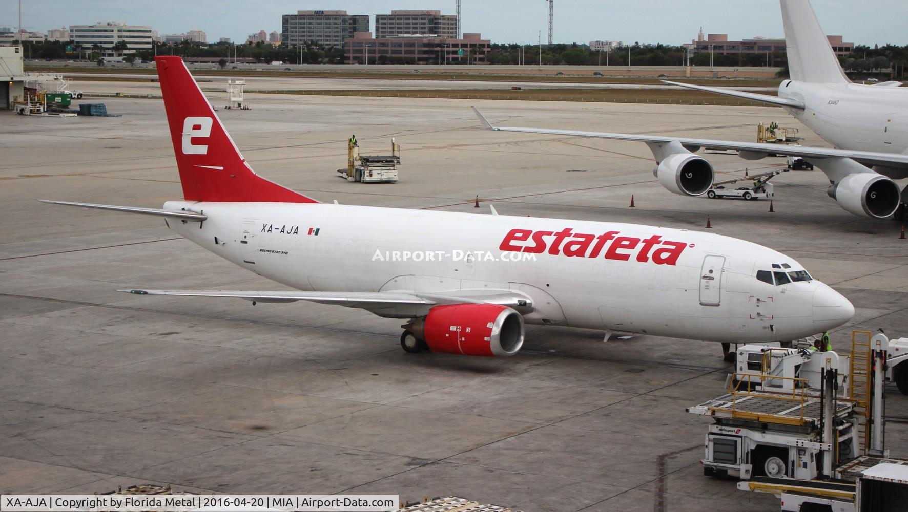 XA-AJA, 1987 Boeing 737-3Y0/SF C/N 23747, Estafeta Cargo