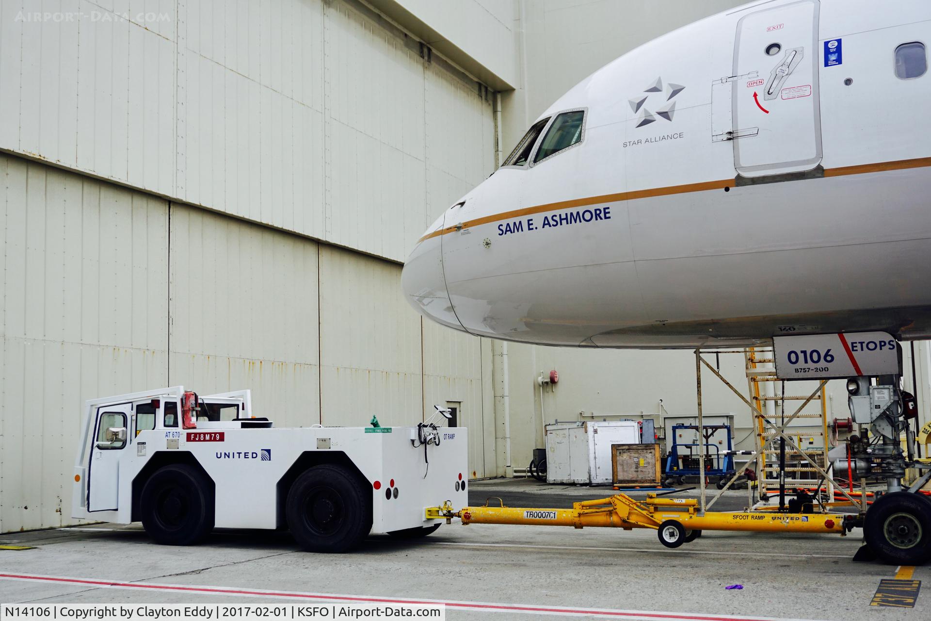N14106, 1994 Boeing 757-224 C/N 27296, Sam E. Ashmore SFO 2017
