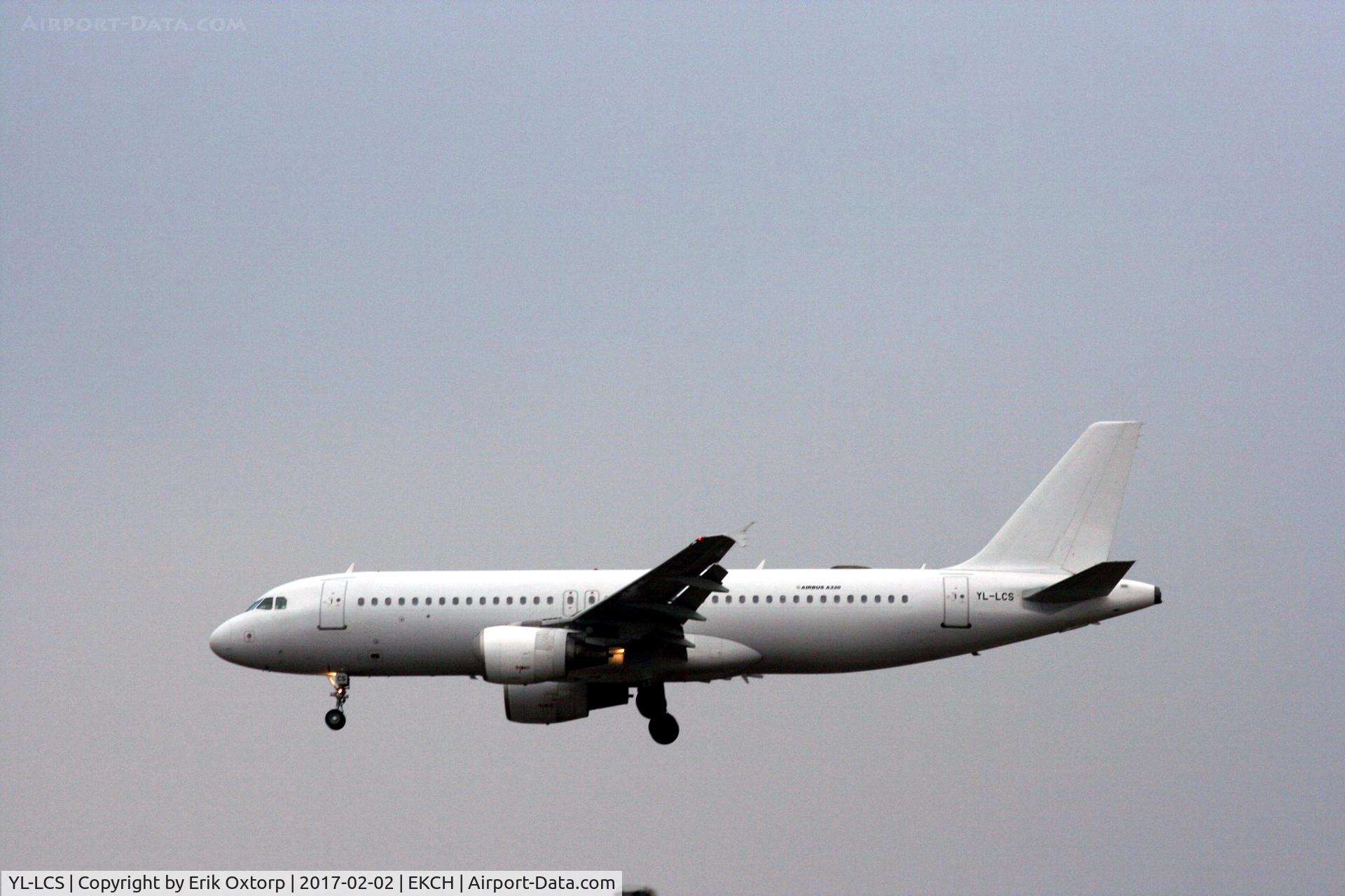 YL-LCS, 1995 Airbus A320-214 C/N 566, YL-LCS landing rw 22L