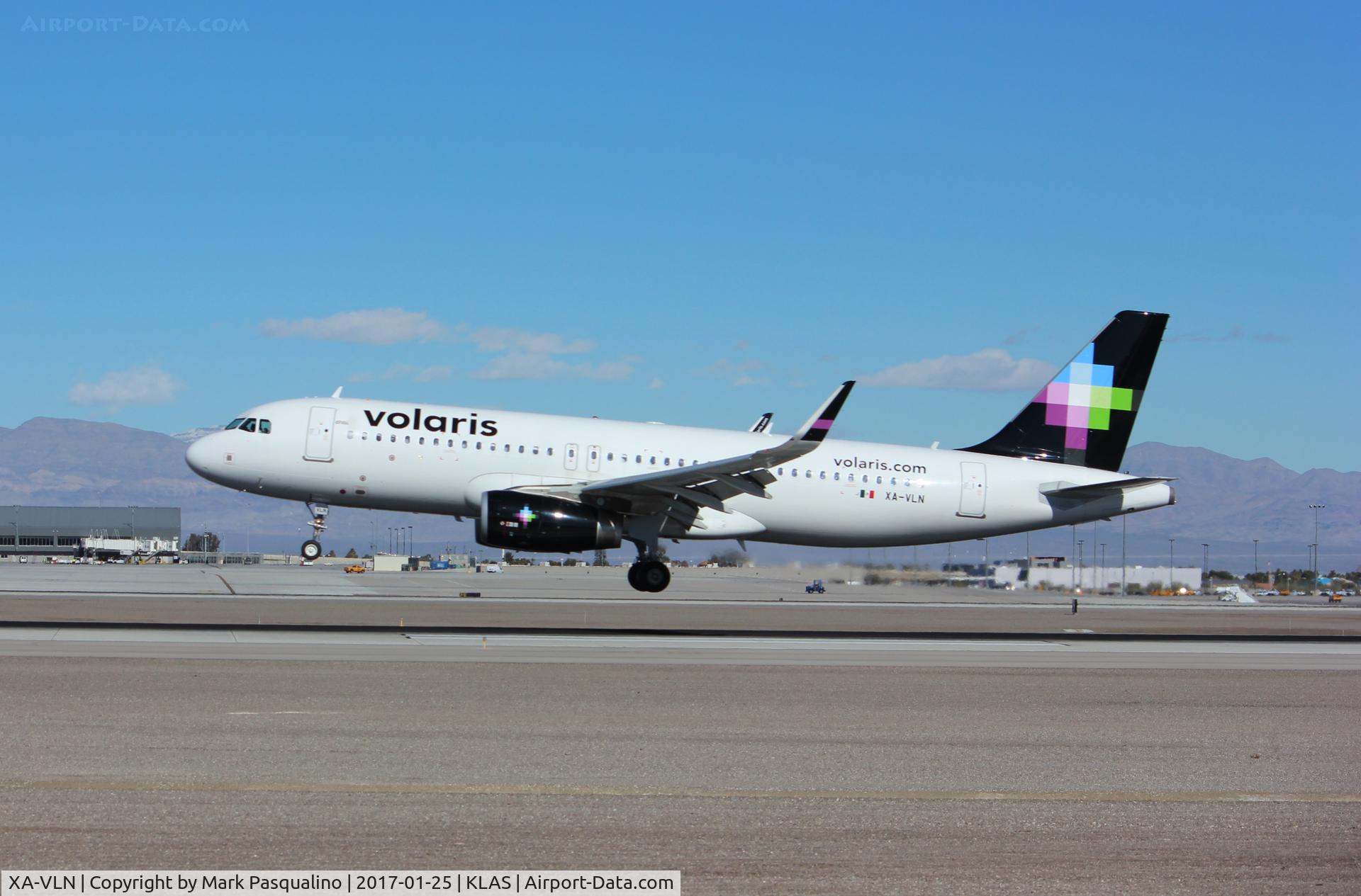 XA-VLN, 2016 Airbus A320-233 C/N 6948, Airbus A320