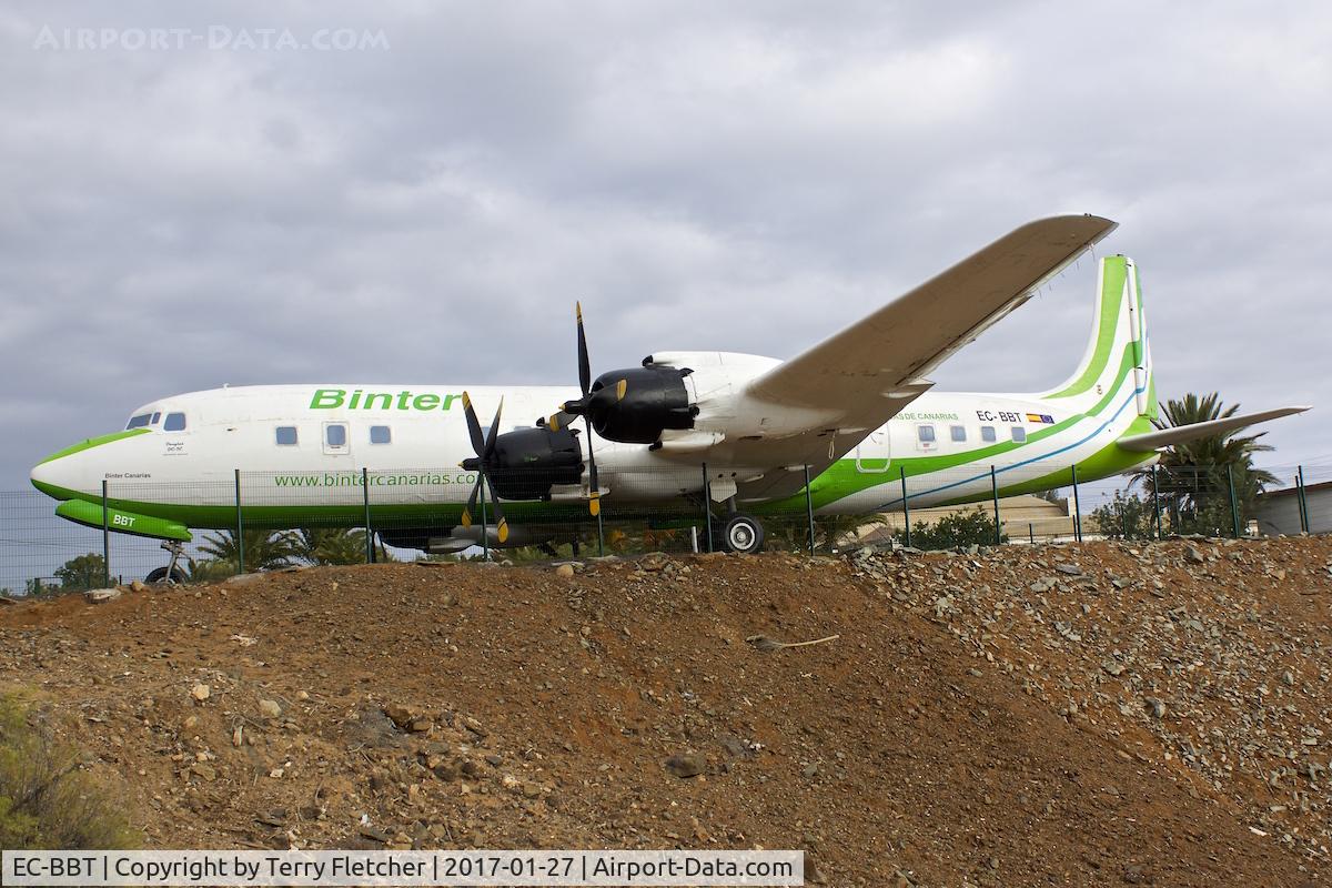 EC-BBT, 1958 Douglas DC-7C Seven Seas Seven Seas C/N 45553, The DC-7 at El Berriel (Gran Canaria) now sports a Binter colour scheme