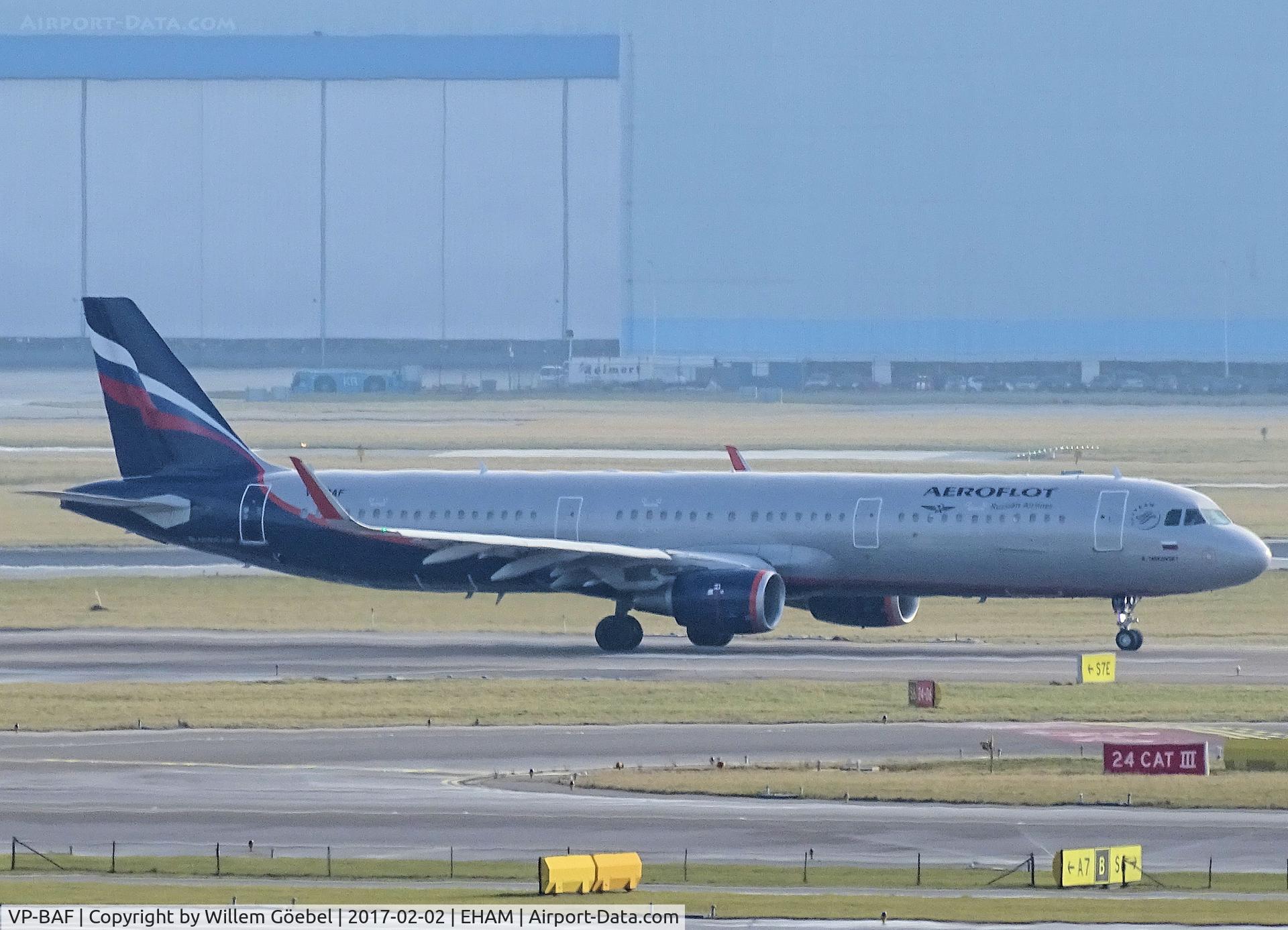 VP-BAF, 2016 Airbus A321-211 C/N 7202, Taxi to the runway for take off
