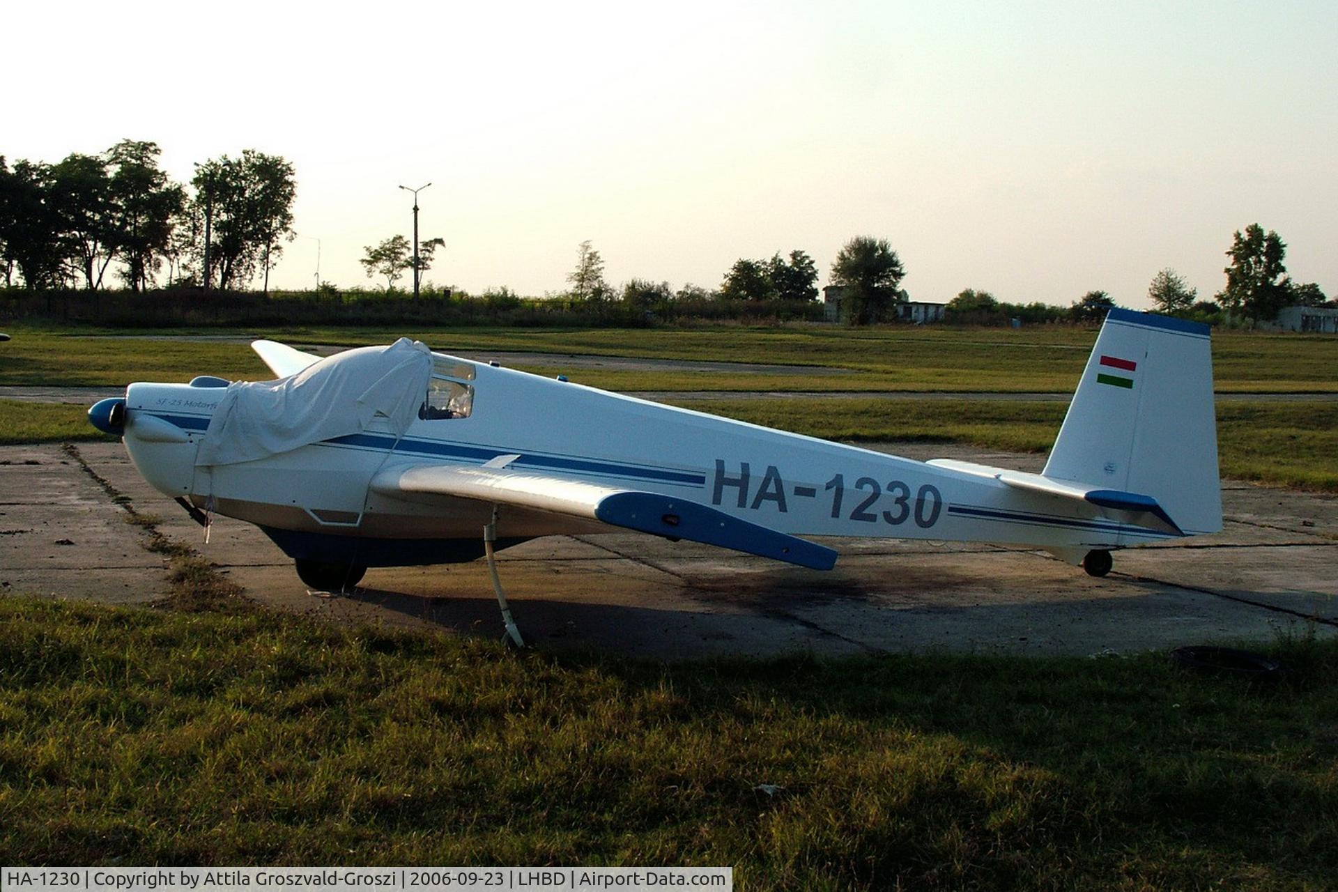 HA-1230, 1971 Scheibe SF-25C Falke C/N 46217C, Börgönd Airport, Hungary