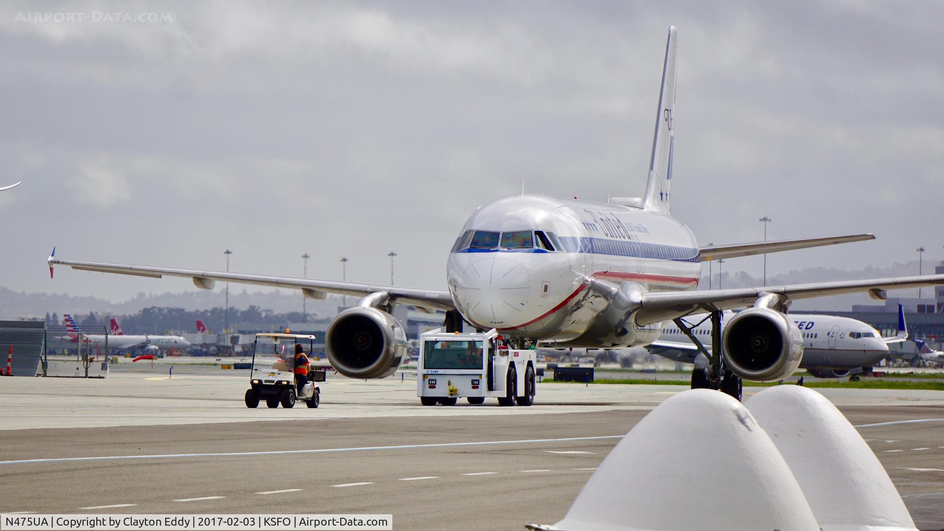 N475UA, 2001 Airbus A320-232 C/N 1495, SFO 2017