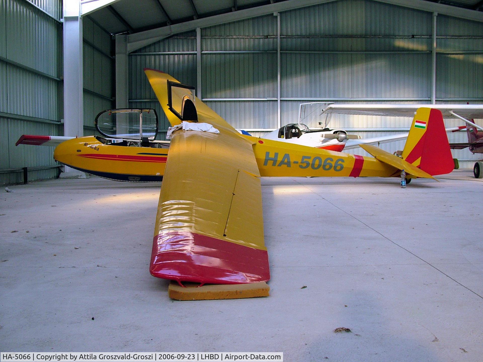 HA-5066, 1963 Schleicher Ka-7 Rhonadler C/N 7069, Börgönd Airport, Hungary