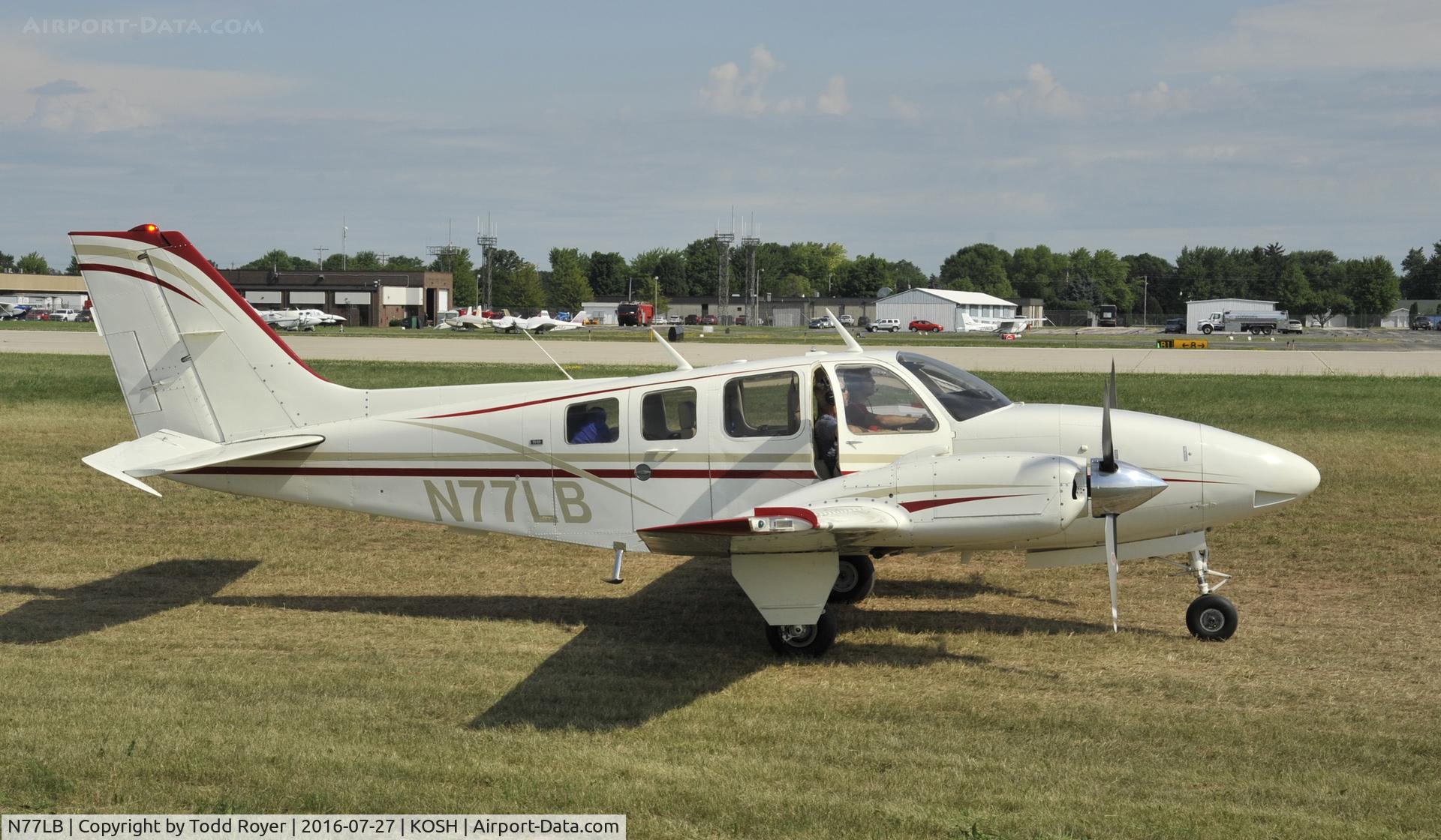 N77LB, 1974 Beech 58 Baron C/N TH-536, Airventure 2016