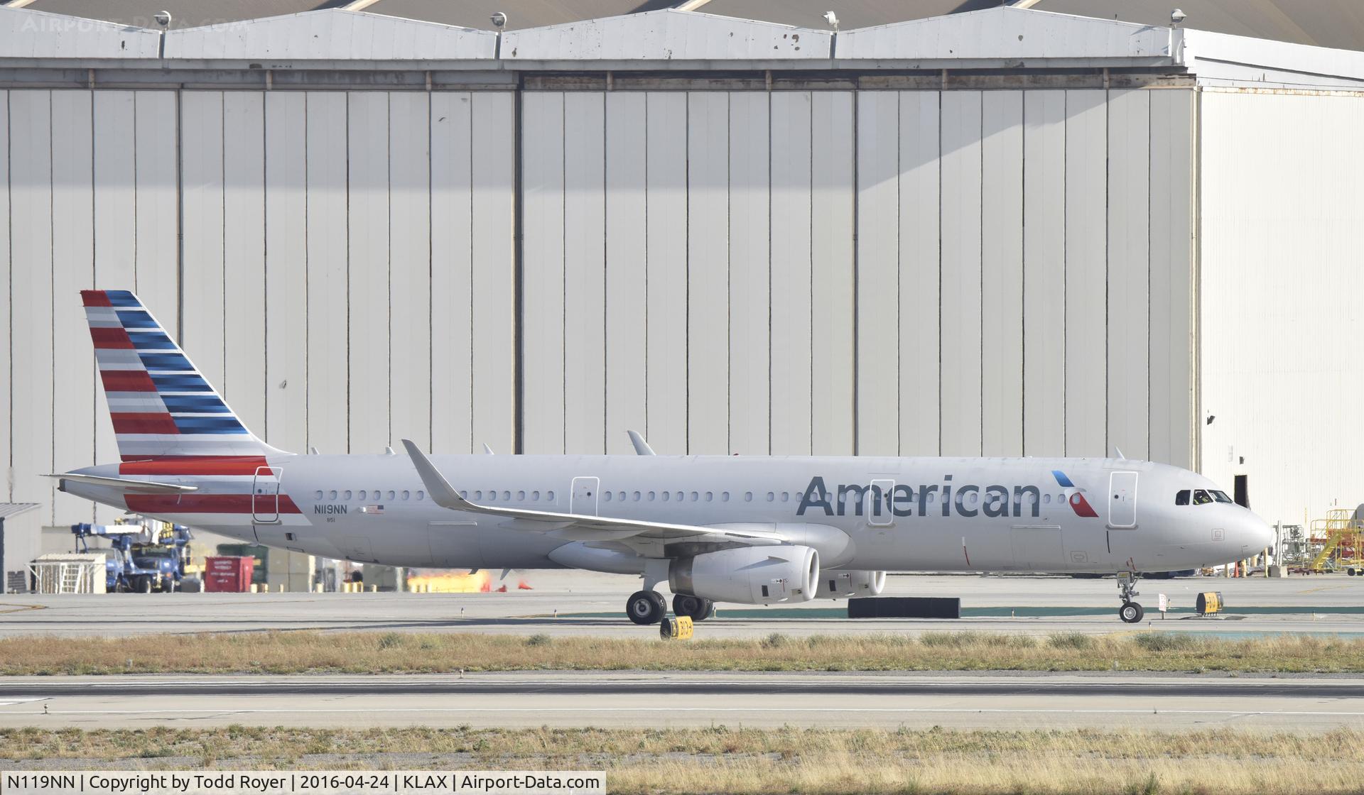 N119NN, 2014 Airbus A321-231 C/N 6222, Taxiing to gate at LAX