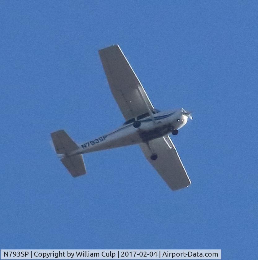 N793SP, 2001 Cessna 172S C/N 172S8718, Saw it flying over Peace Valley Park, Bucks County Pa.