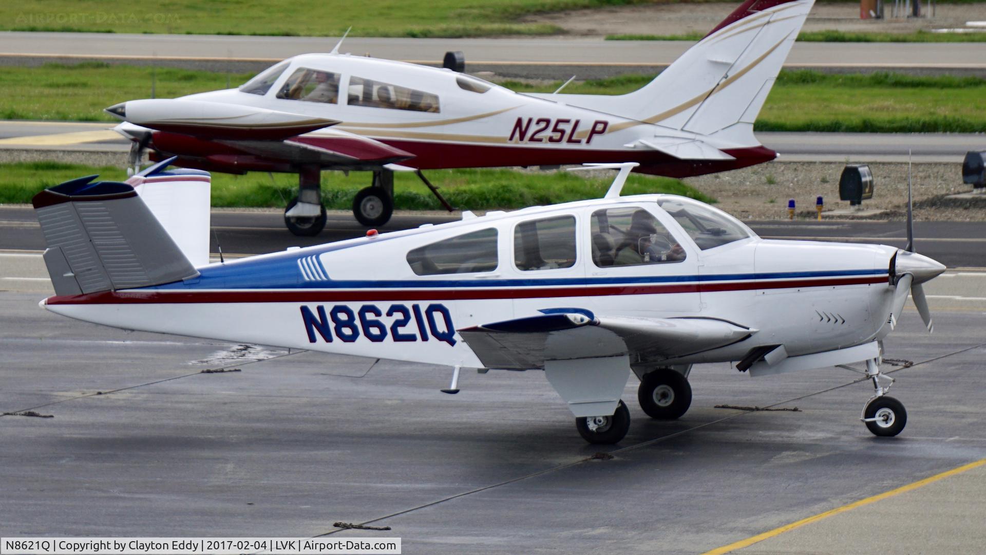 N8621Q, 1964 Beech S35 Bonanza C/N D-7645, Livermore Airport 2017.