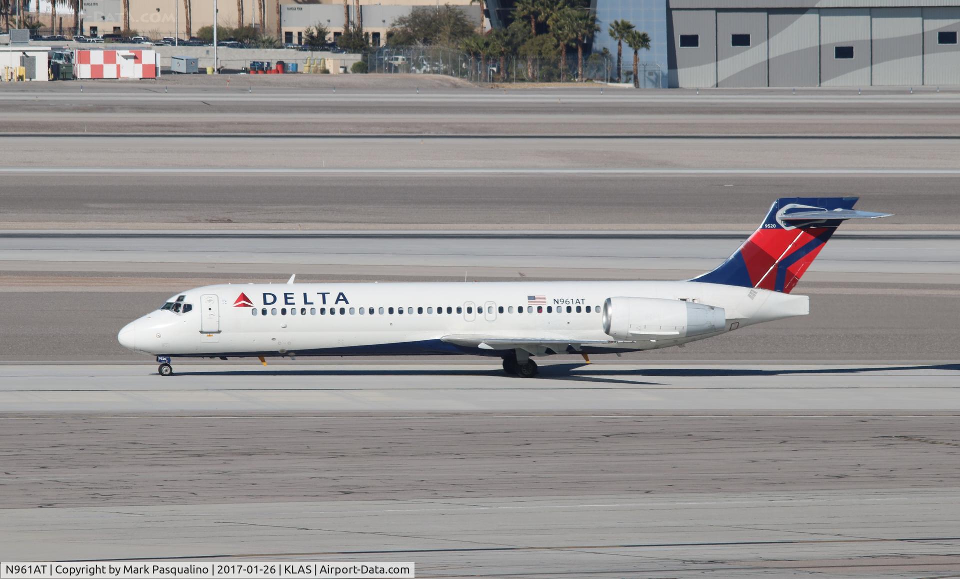N961AT, 2001 Boeing 717-200 C/N 55023, Boeing 717-200