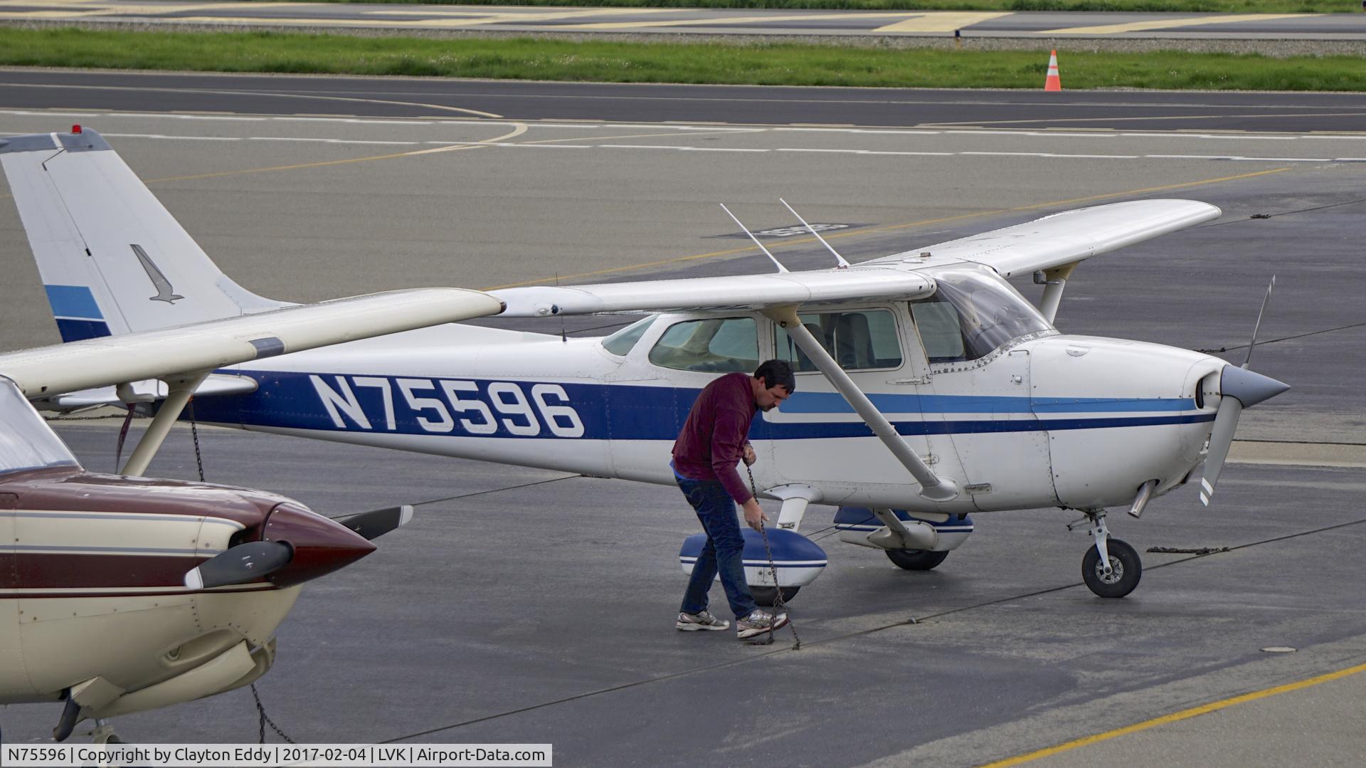 N75596, 1976 Cessna 172N C/N 17267837, Livermore Airport 2017