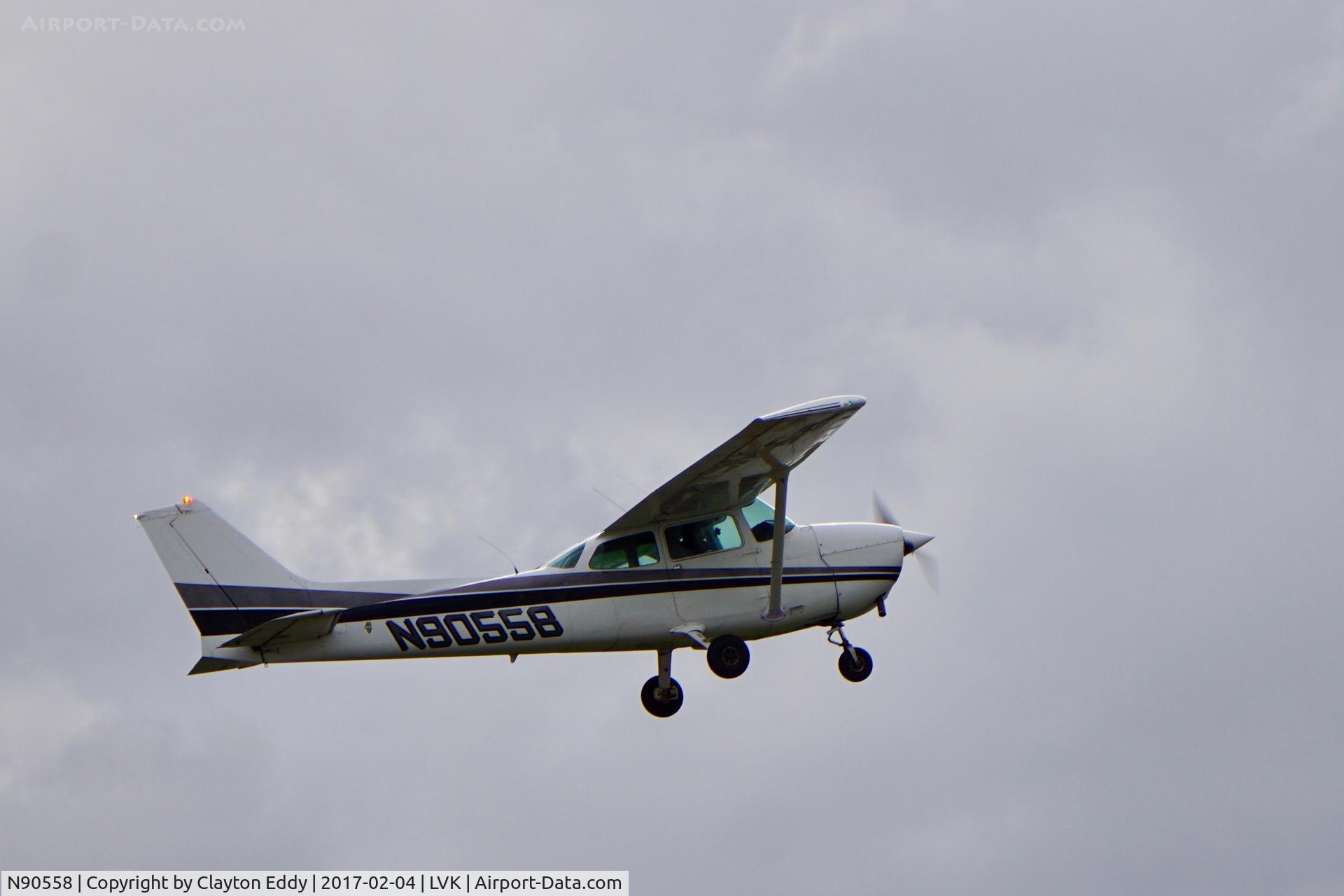 N90558, Cessna 172P C/N 17274773, Livermore Airport 2017