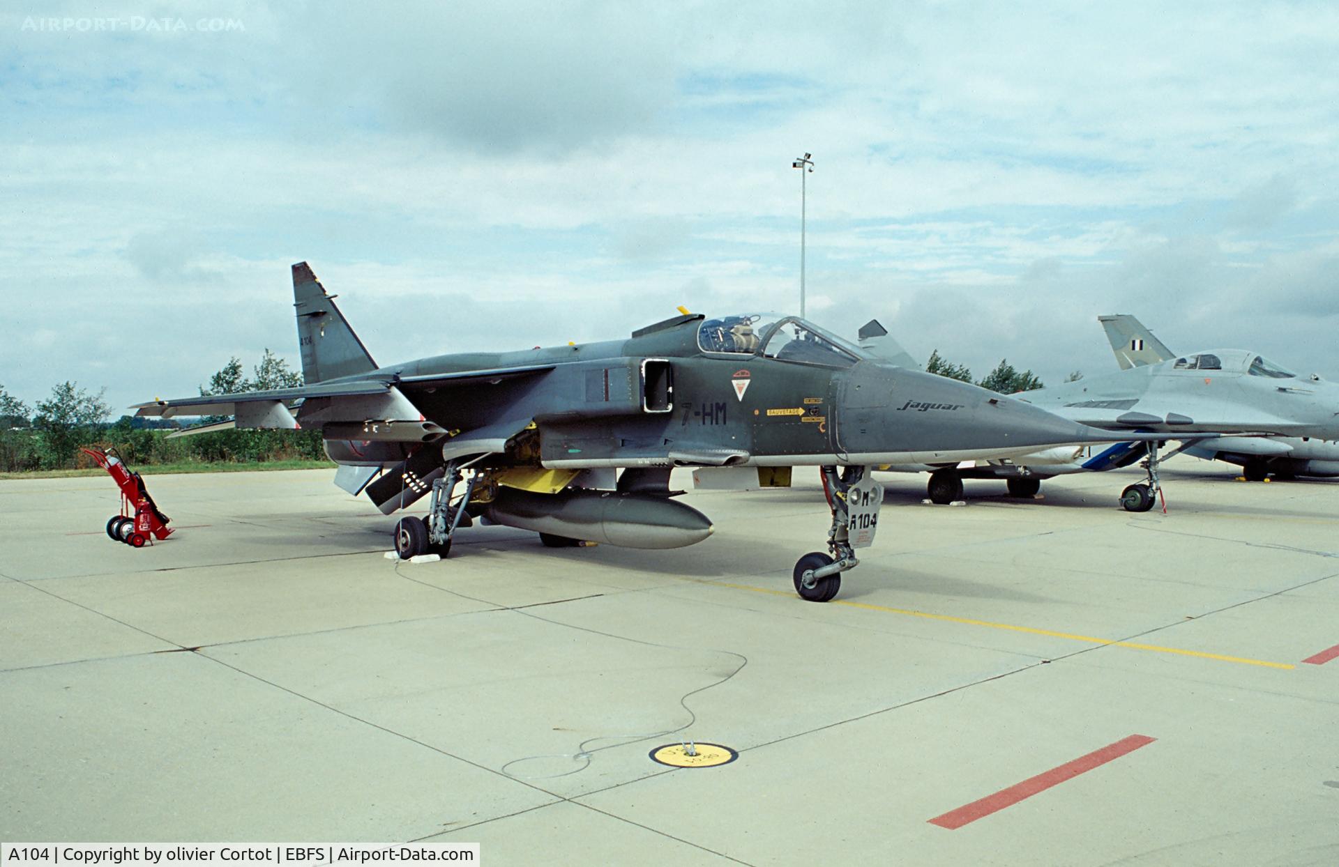 A104, 1978 Sepecat Jaguar A C/N A104, Florennes 2001 airshow