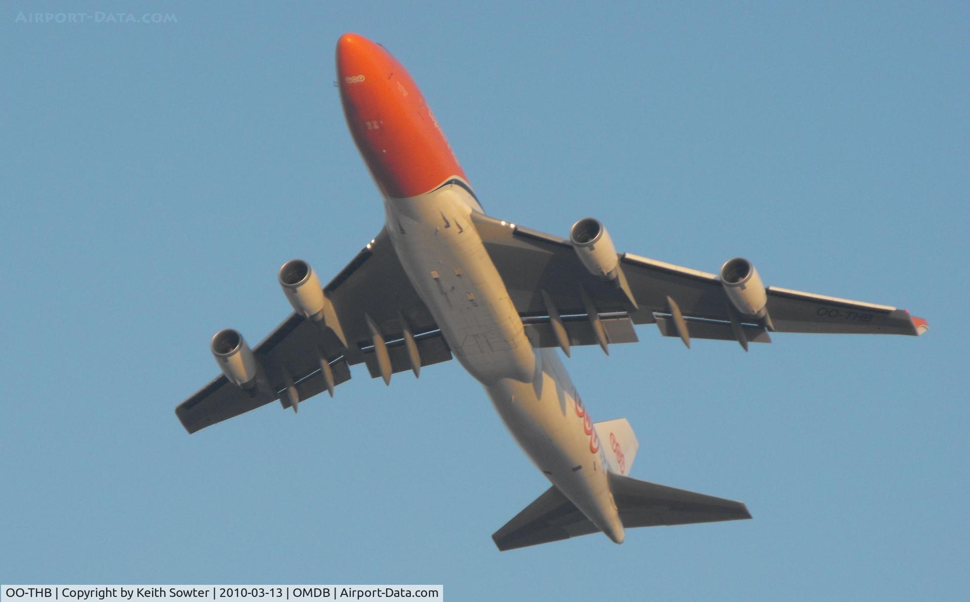 OO-THB, 2007 Boeing 747-4HAERF C/N 35234, On departure