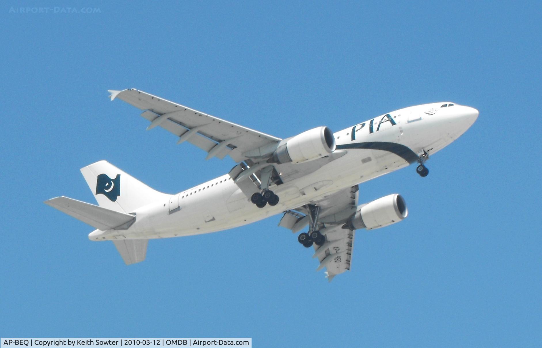 AP-BEQ, 1992 Airbus A310-308 C/N 656, Long finals