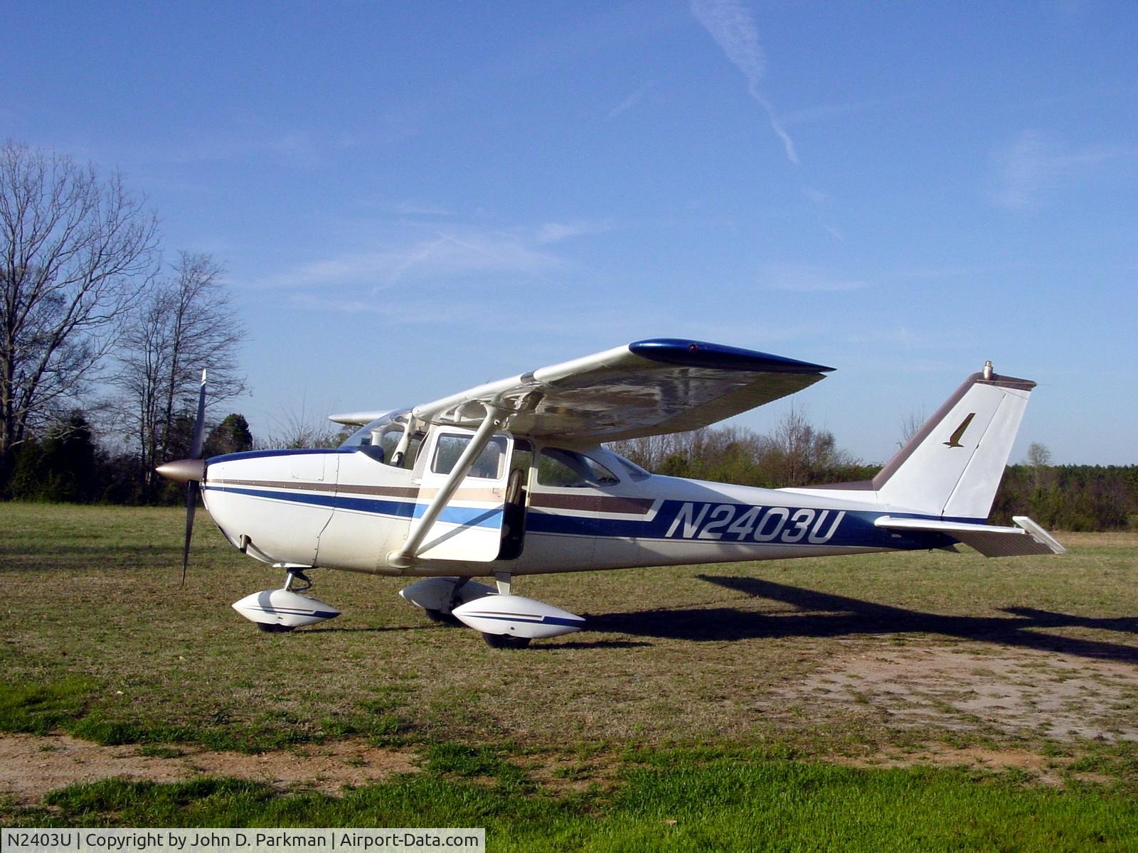 N2403U, 1962 Cessna 172D C/N 17250003, Airplane Picture