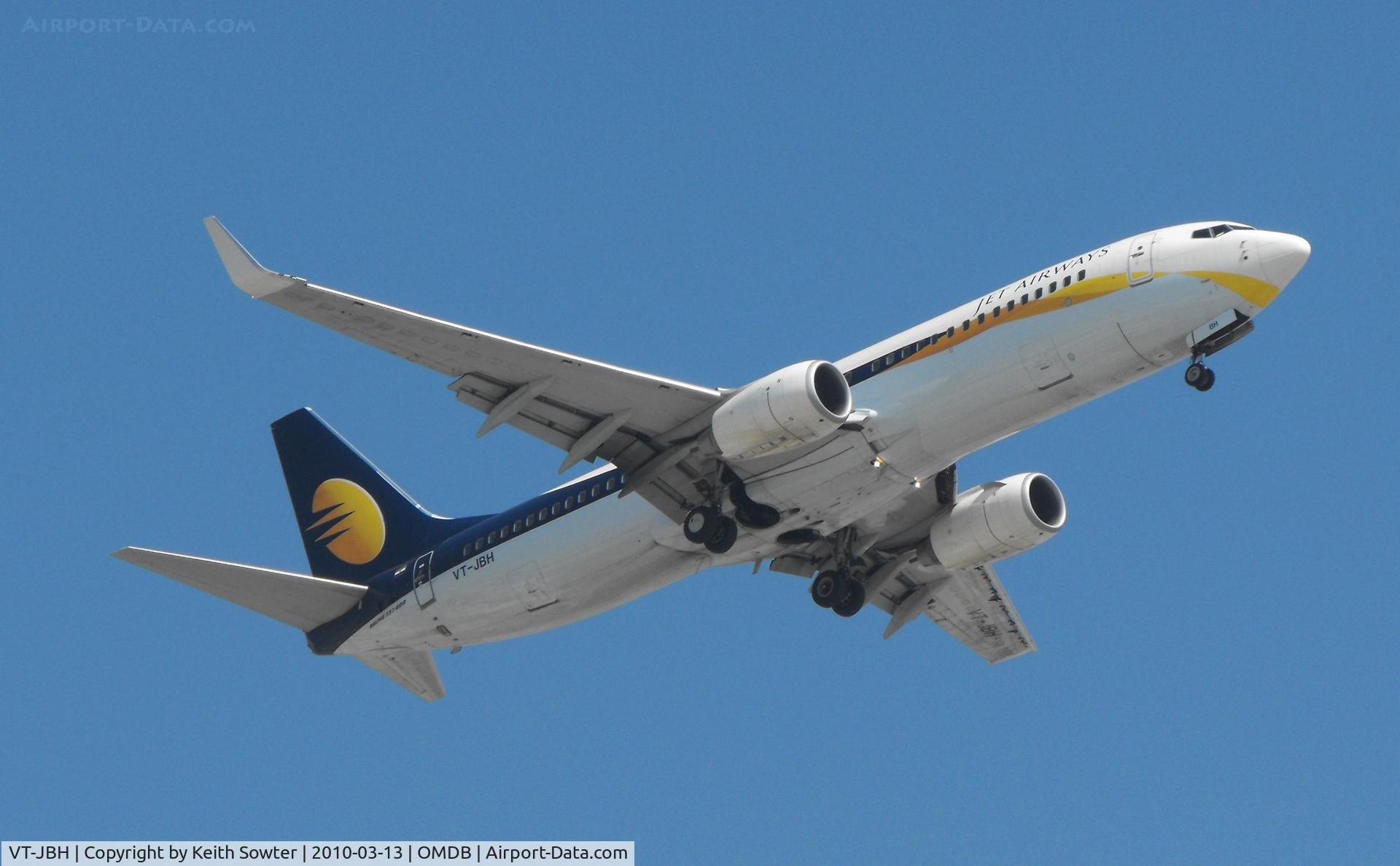 VT-JBH, 2009 Boeing 737-85R C/N 35289, Long finals