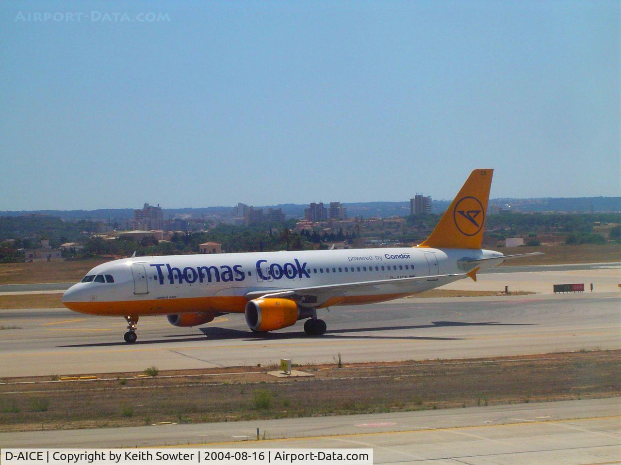 D-AICE, 1998 Airbus A320-212 C/N 0894, taxying in