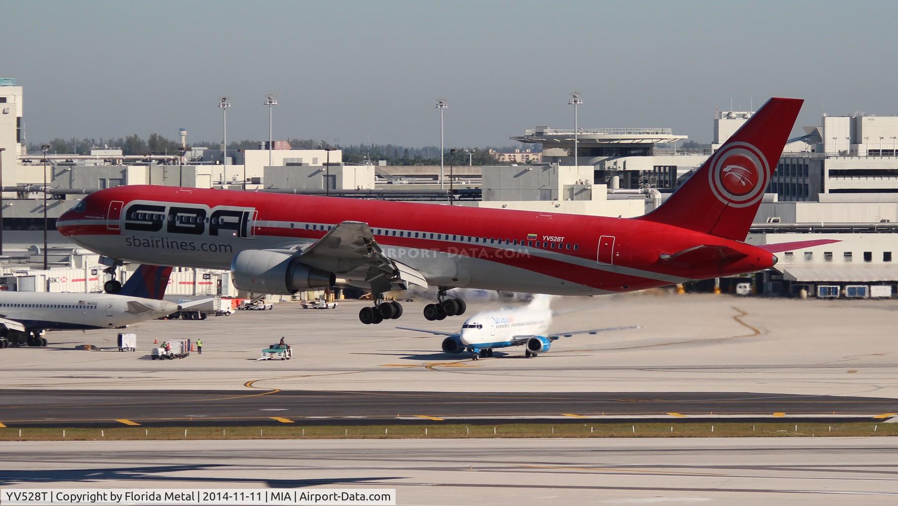 YV528T, Boeing 767-300/ER C/N 24349, Santa Barbara