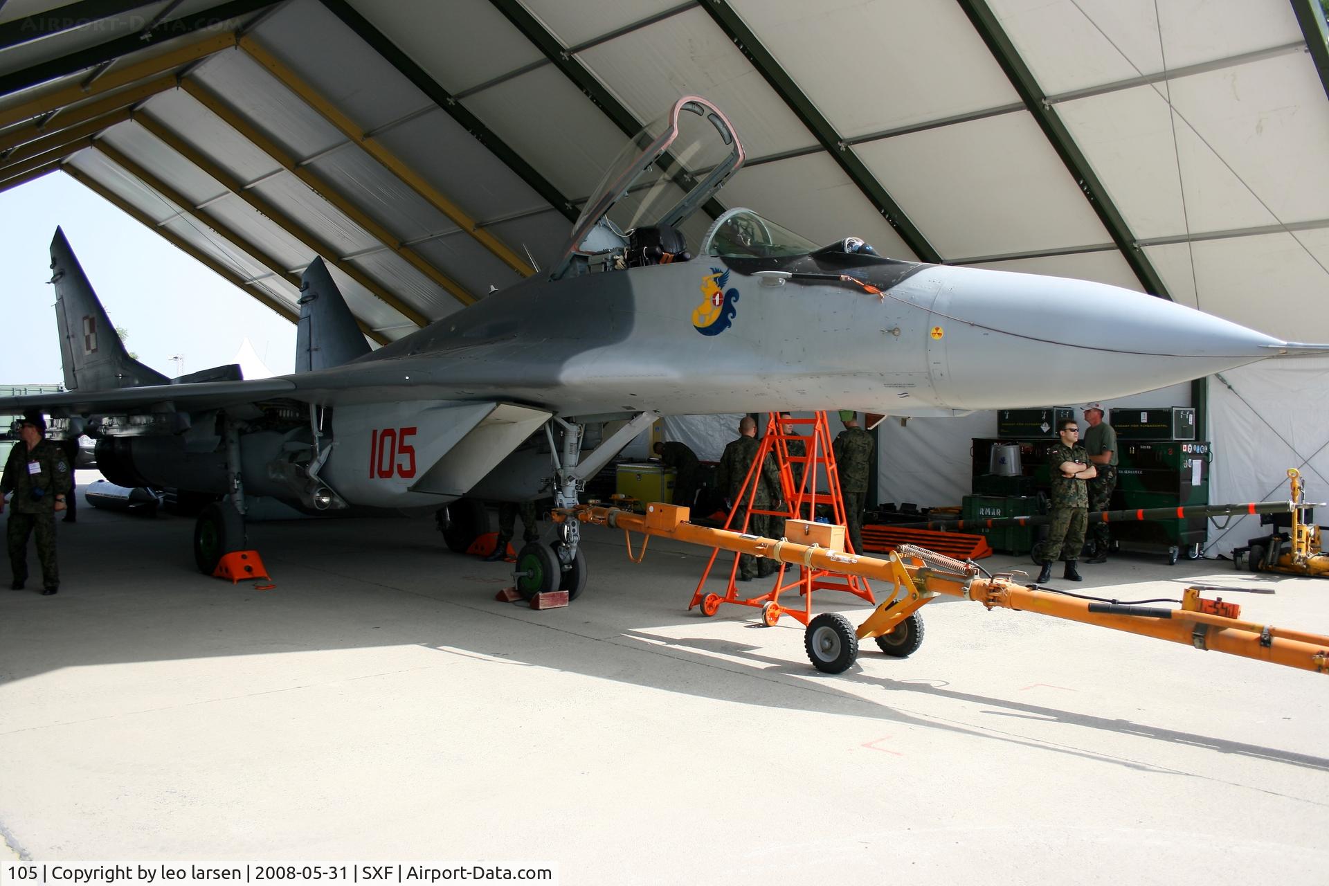 105, Mikoyan-Gurevich MiG-29A C/N 2960535105, Berlin Air Show 31.5.2008
