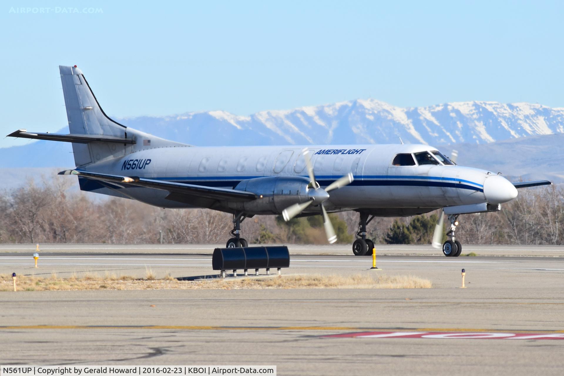 N561UP, 1983 Swearingen SA227-AT C/N AT-561, Landing roll out on RWY 10R.