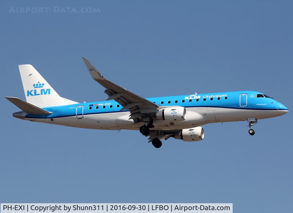 PH-EXI, 2016 Embraer 175STD (ERJ-170-200) C/N 17000578, Landing rwy 14R