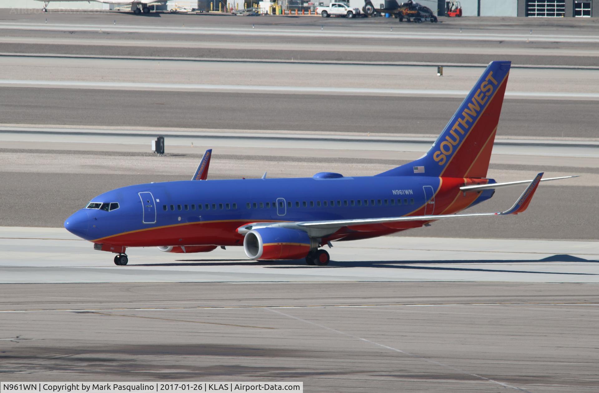 N961WN, 2011 Boeing 737-7H4 C/N 36962, Boeing 737-700